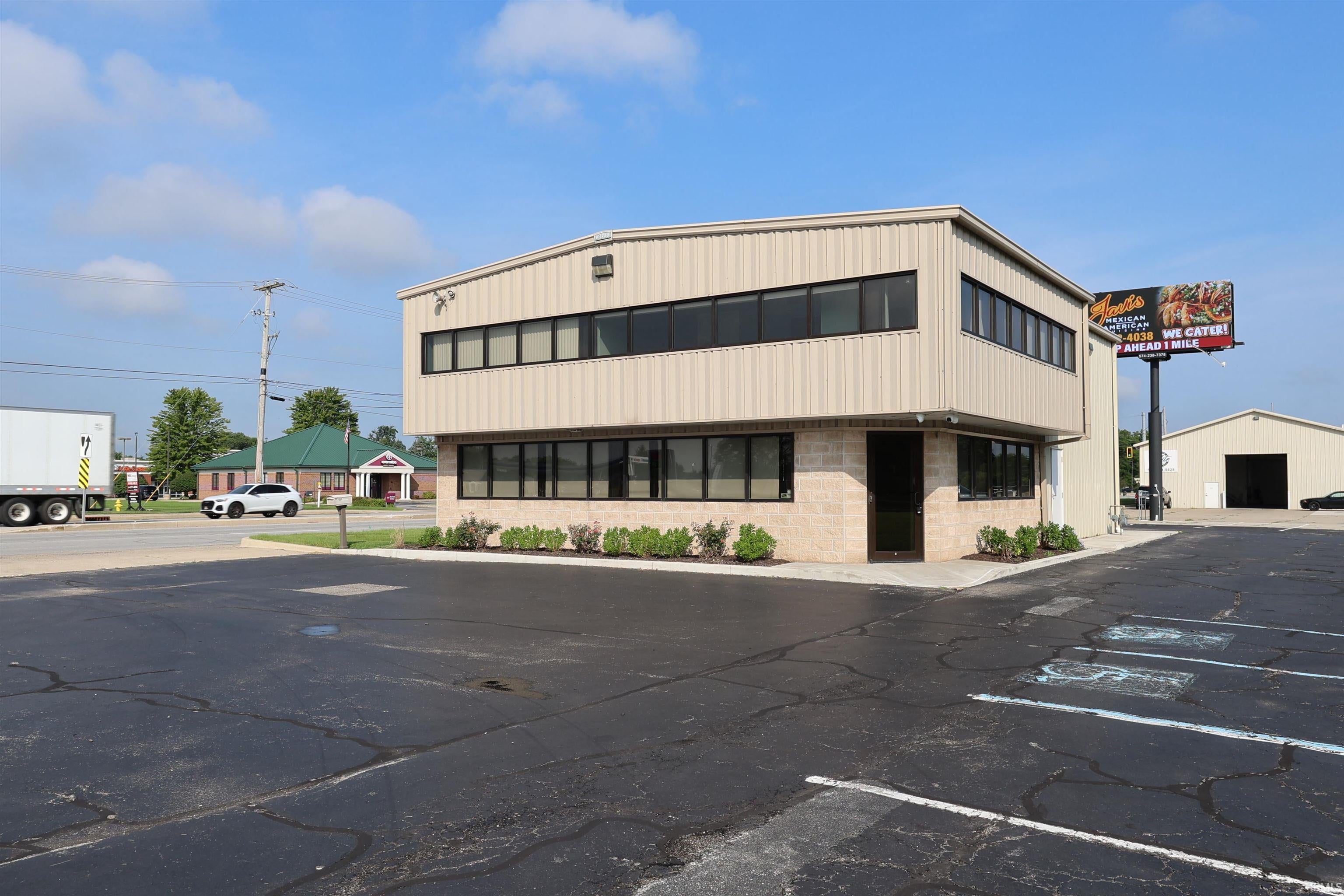 23119 US 33 — photo