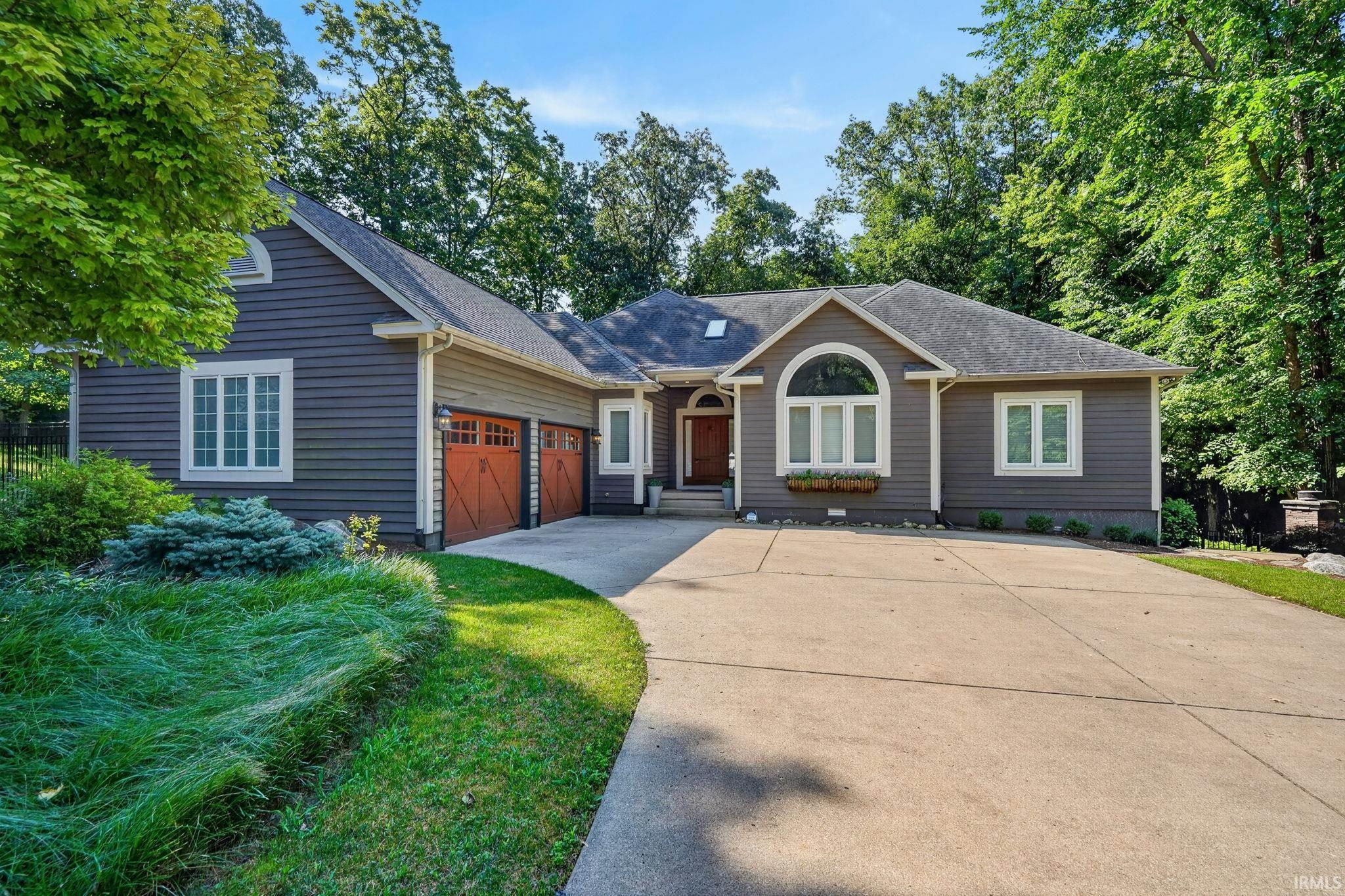 4015 Ridgefield Court — photo