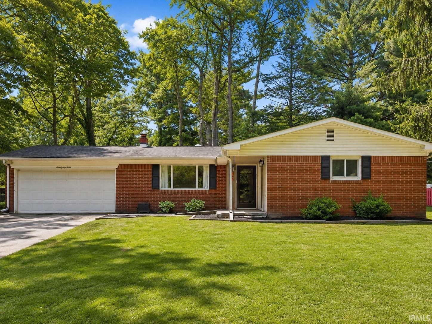 187 Shady Lane Drive — photo
