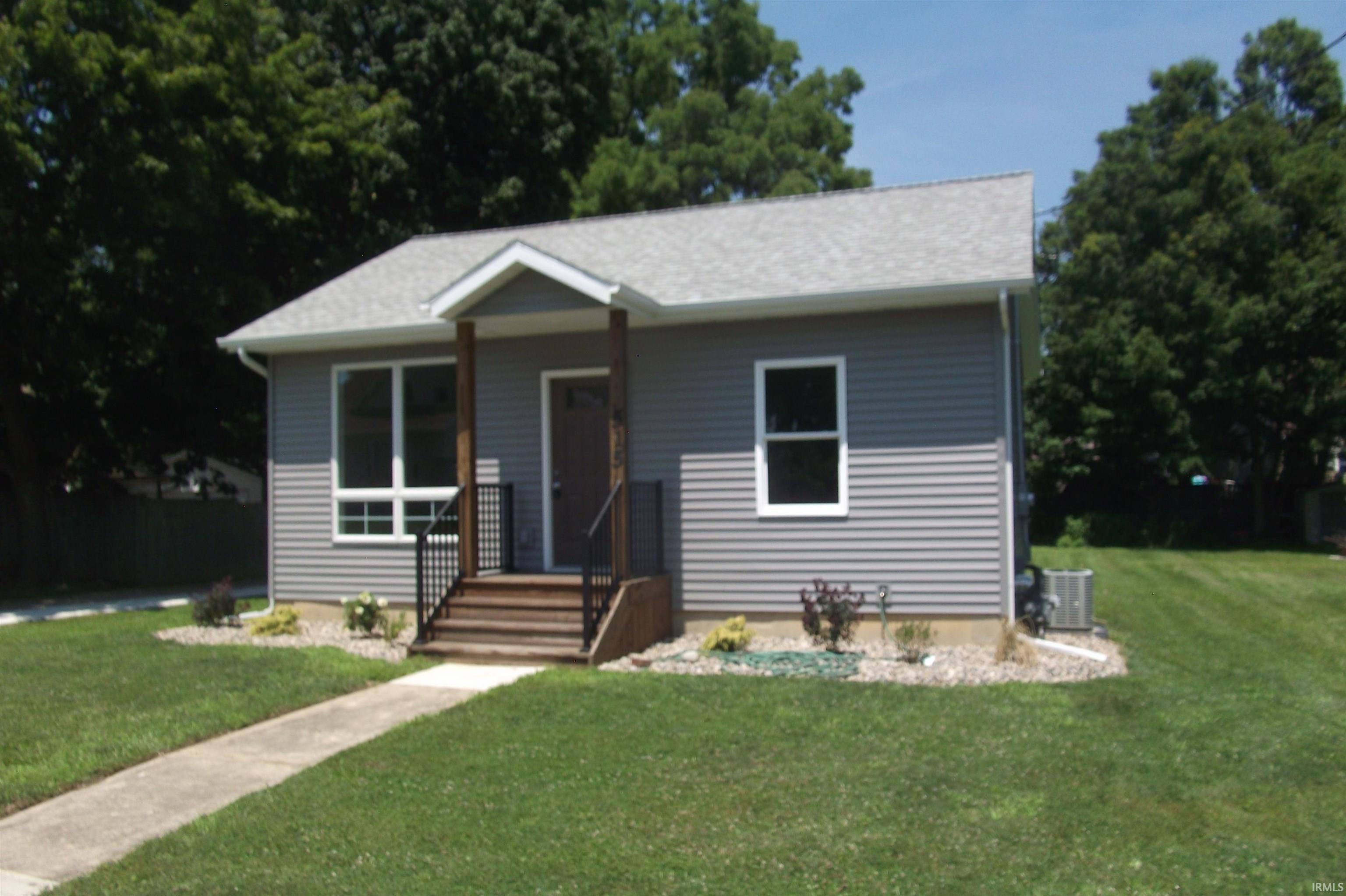515 E Gilmore Street — photo