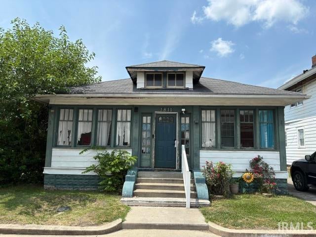 1811 Main Street — photo