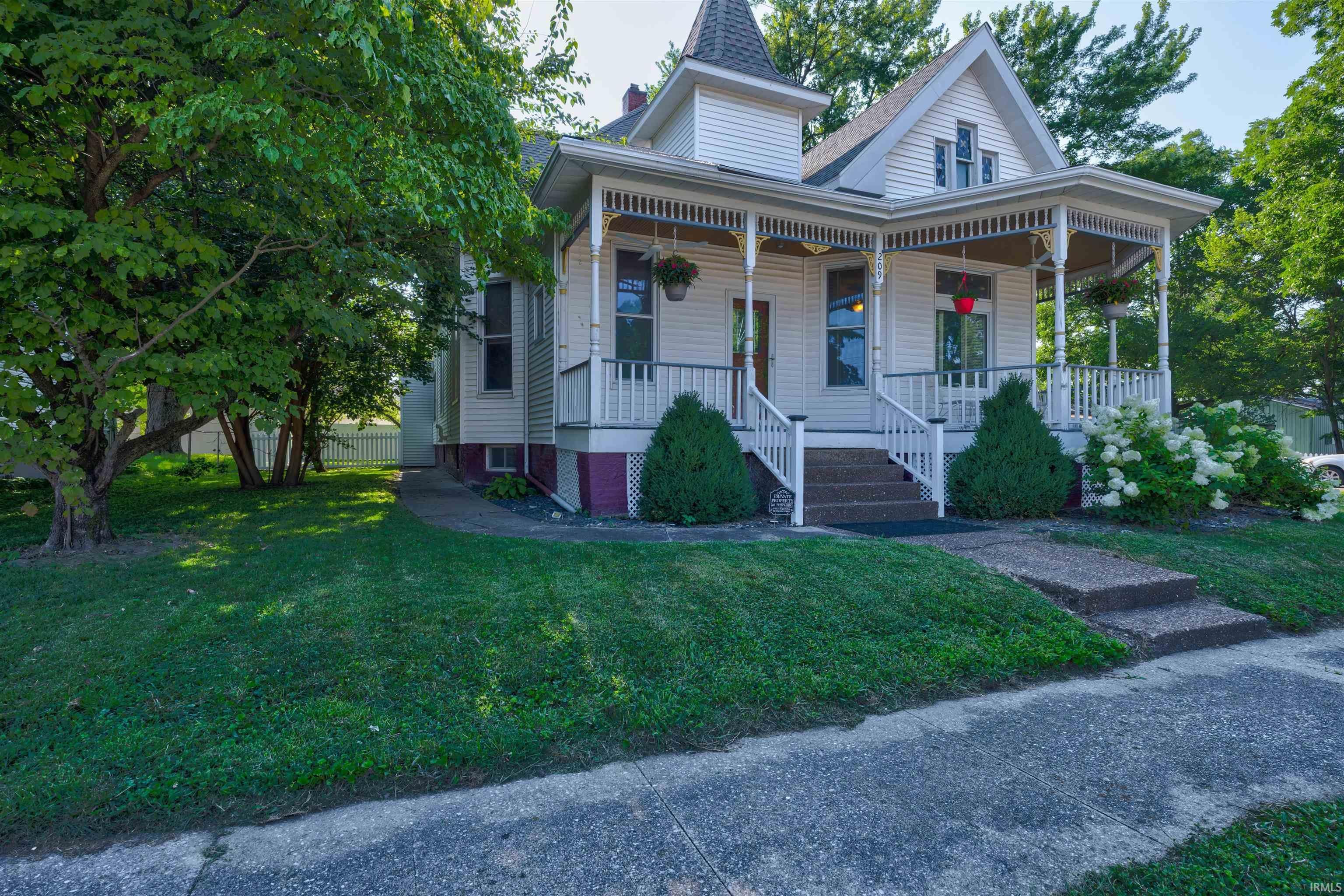 209 N Main Street — photo