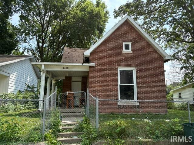 1425 W 10th Street — photo