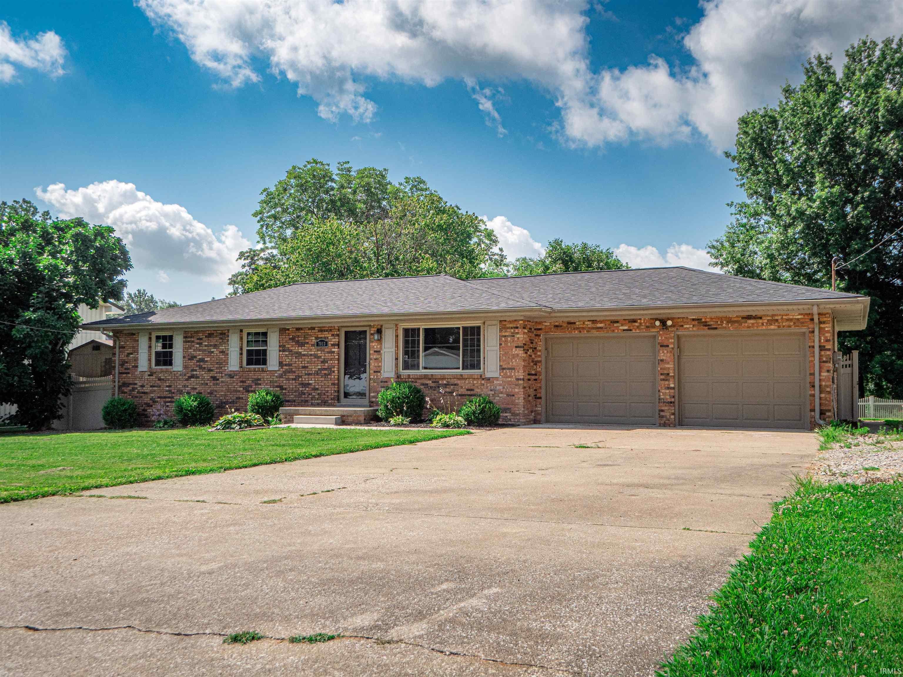 7013 Briar Ridge Road — photo