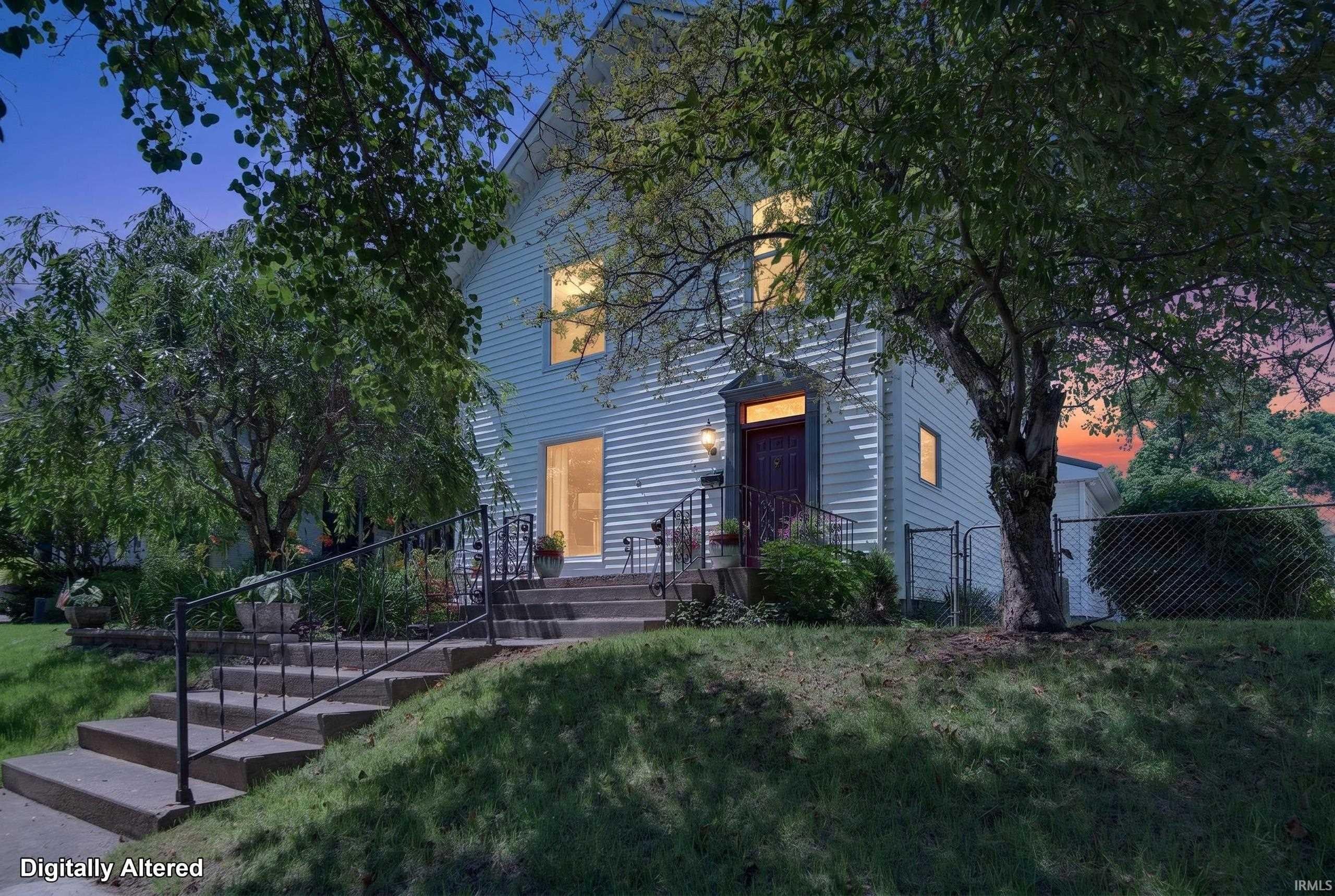 128 W 5th Street — photo