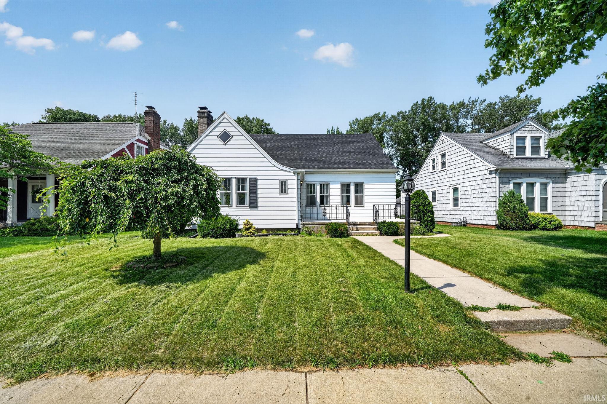 723 W Angela Boulevard — photo