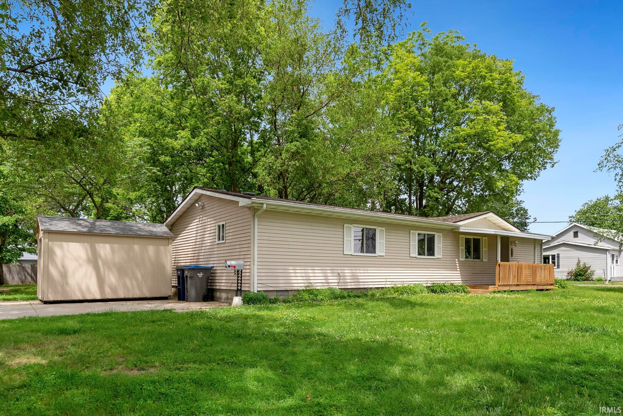 1047 E Smith Street — photo