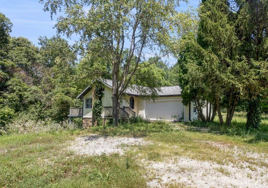 6269 E State Road 54 — photo