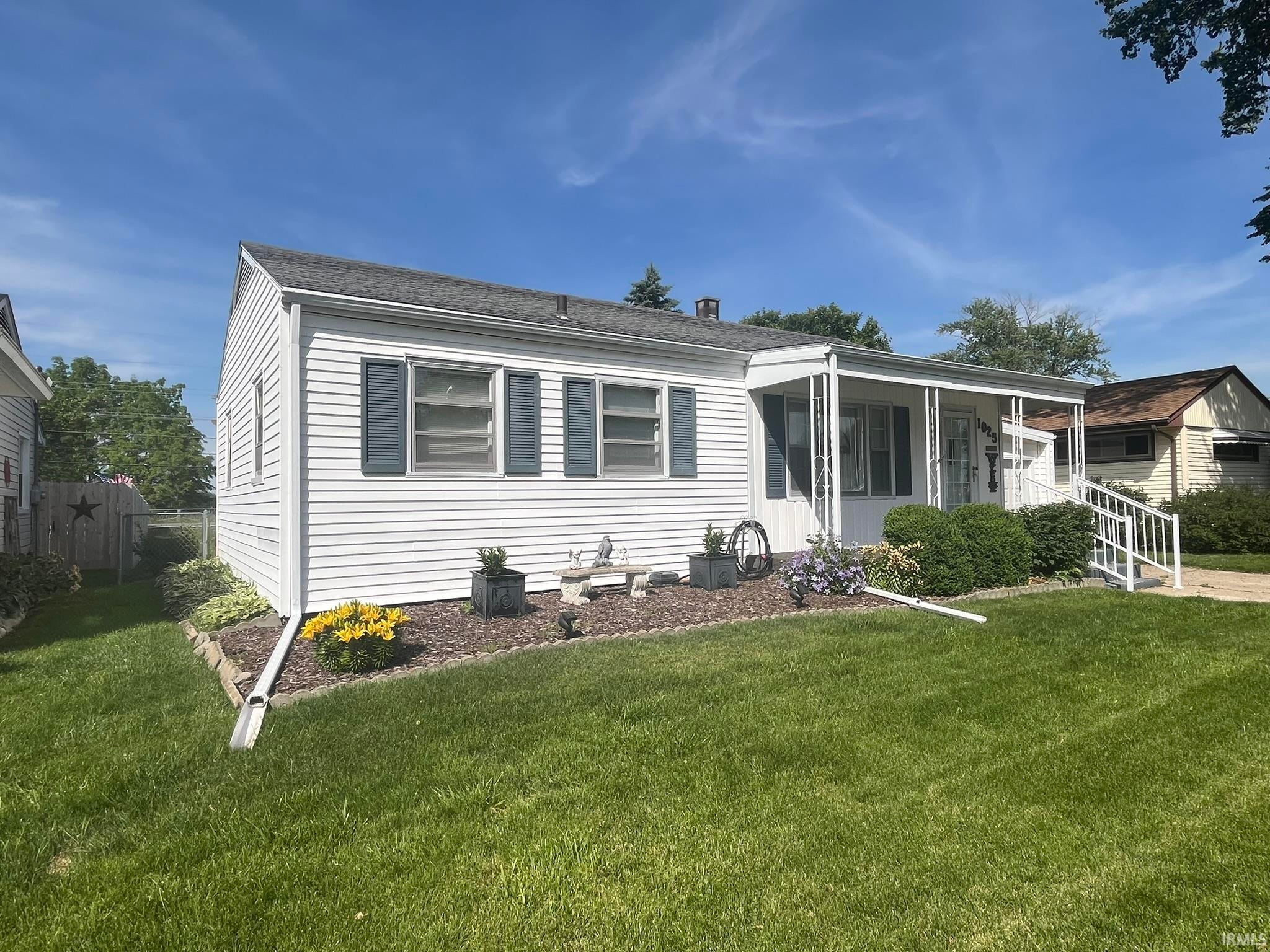 1025 Rosewood Drive — photo