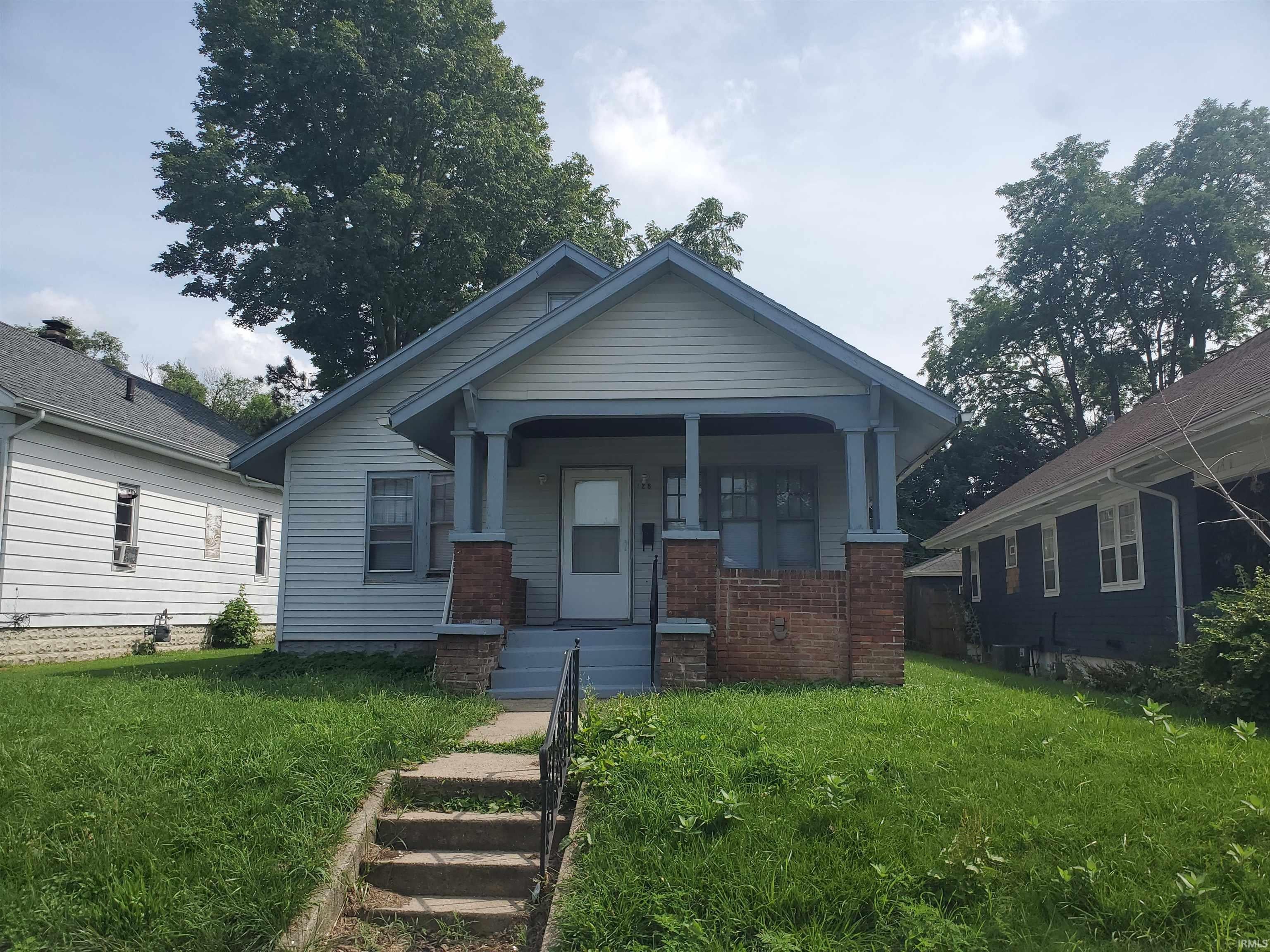 128 E Irvington Street — photo