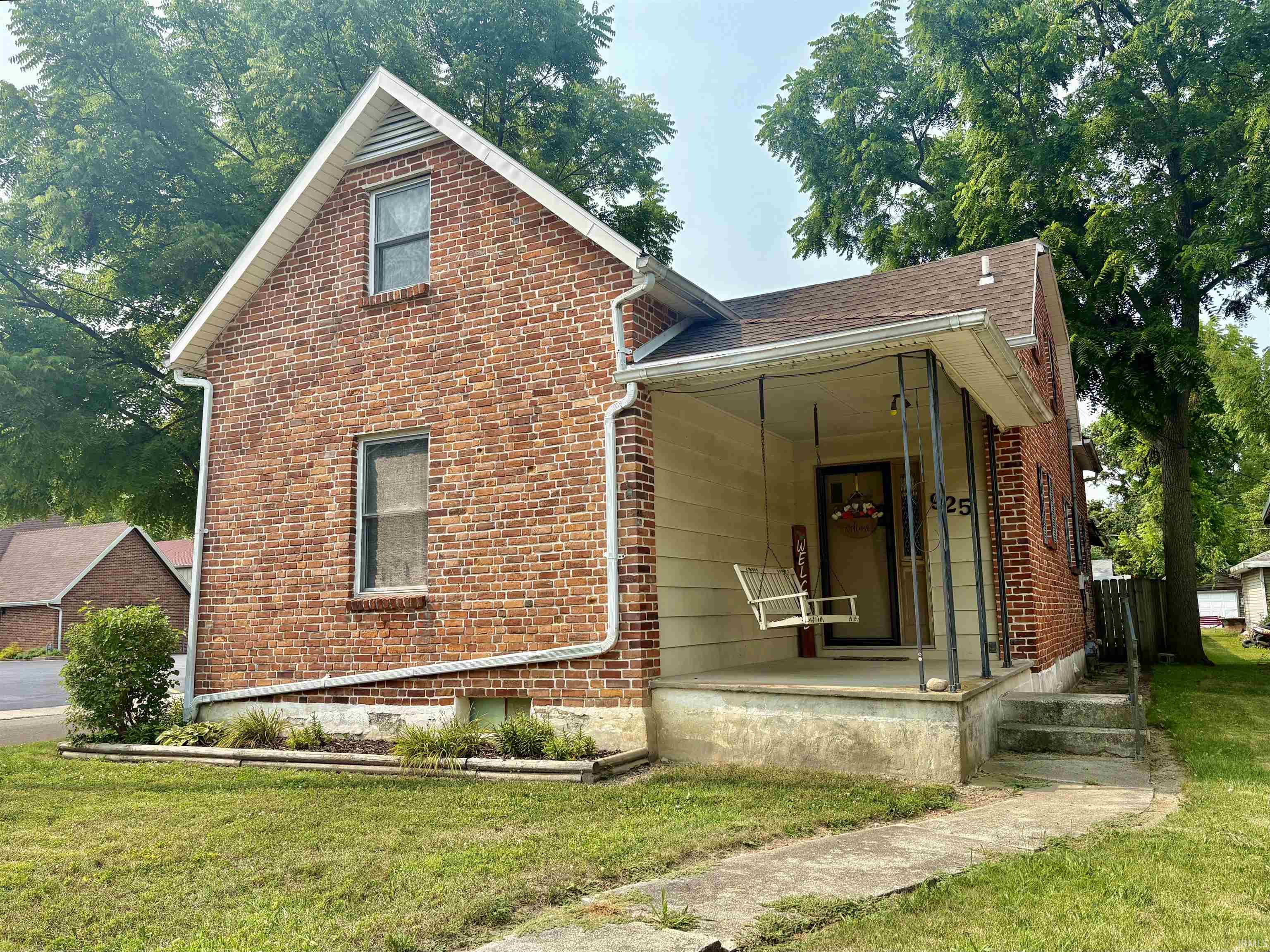 925 W Washington Street — photo
