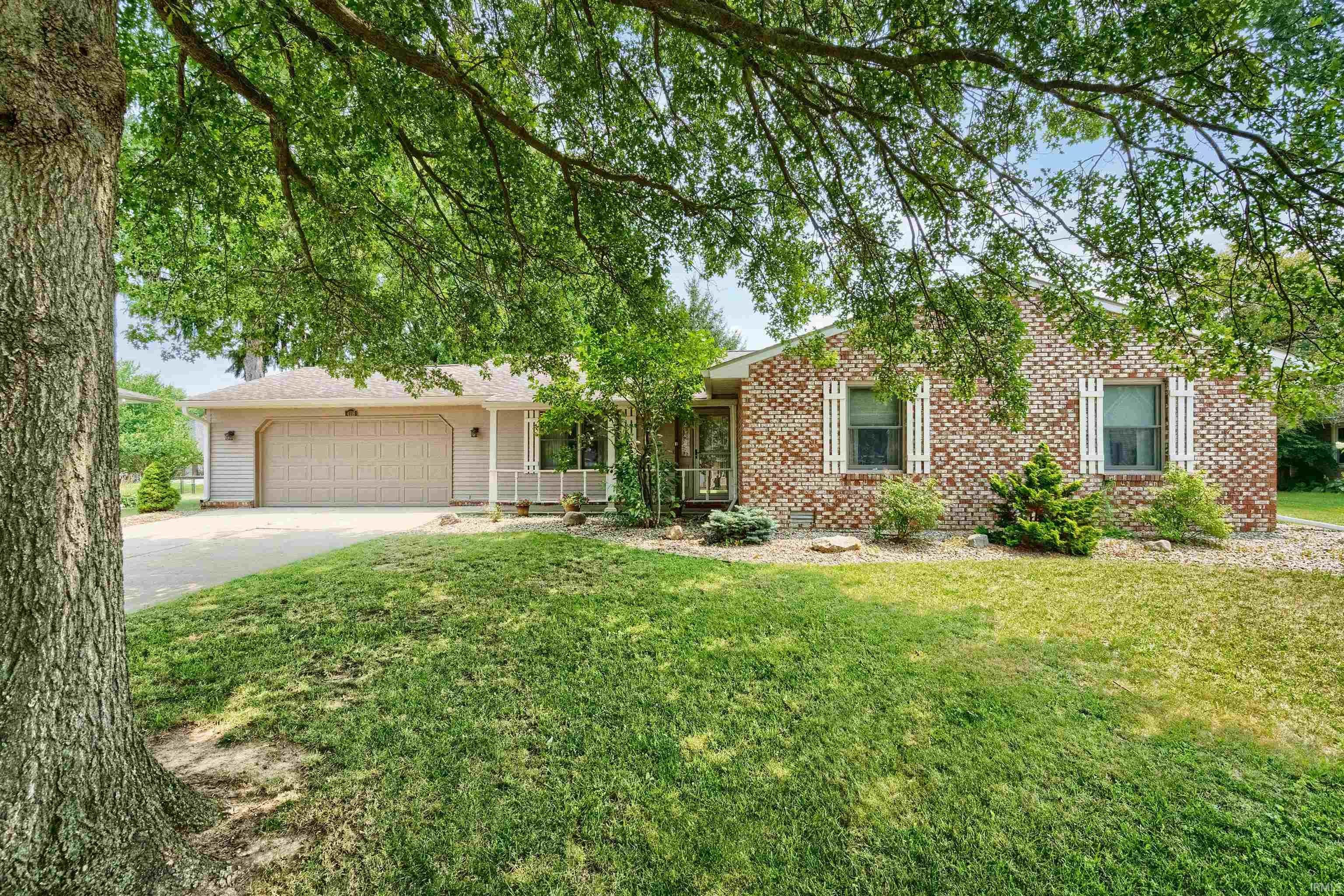 4116 Dee Ann Drive — photo