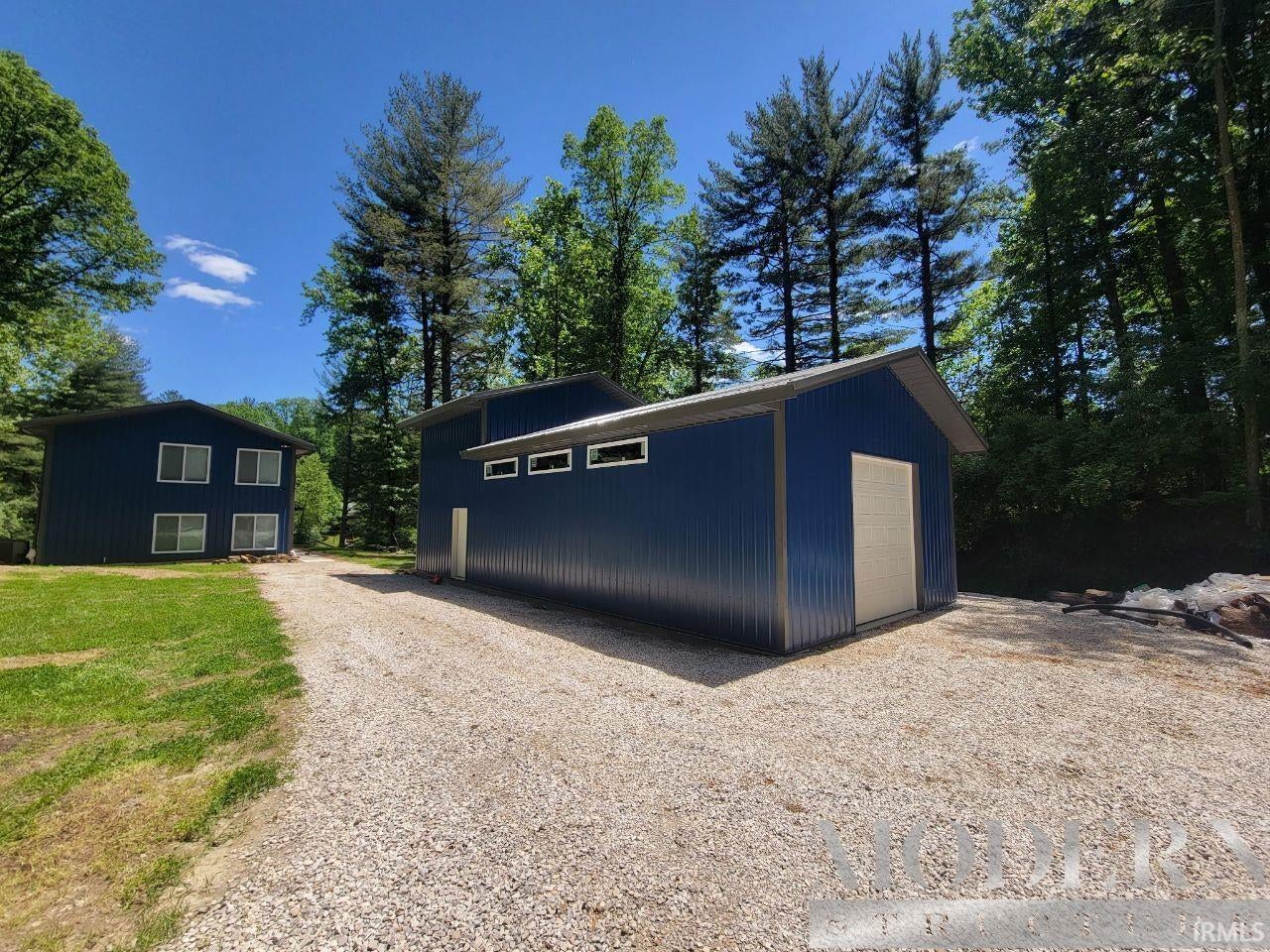 1220 County Rd 900 S — photo