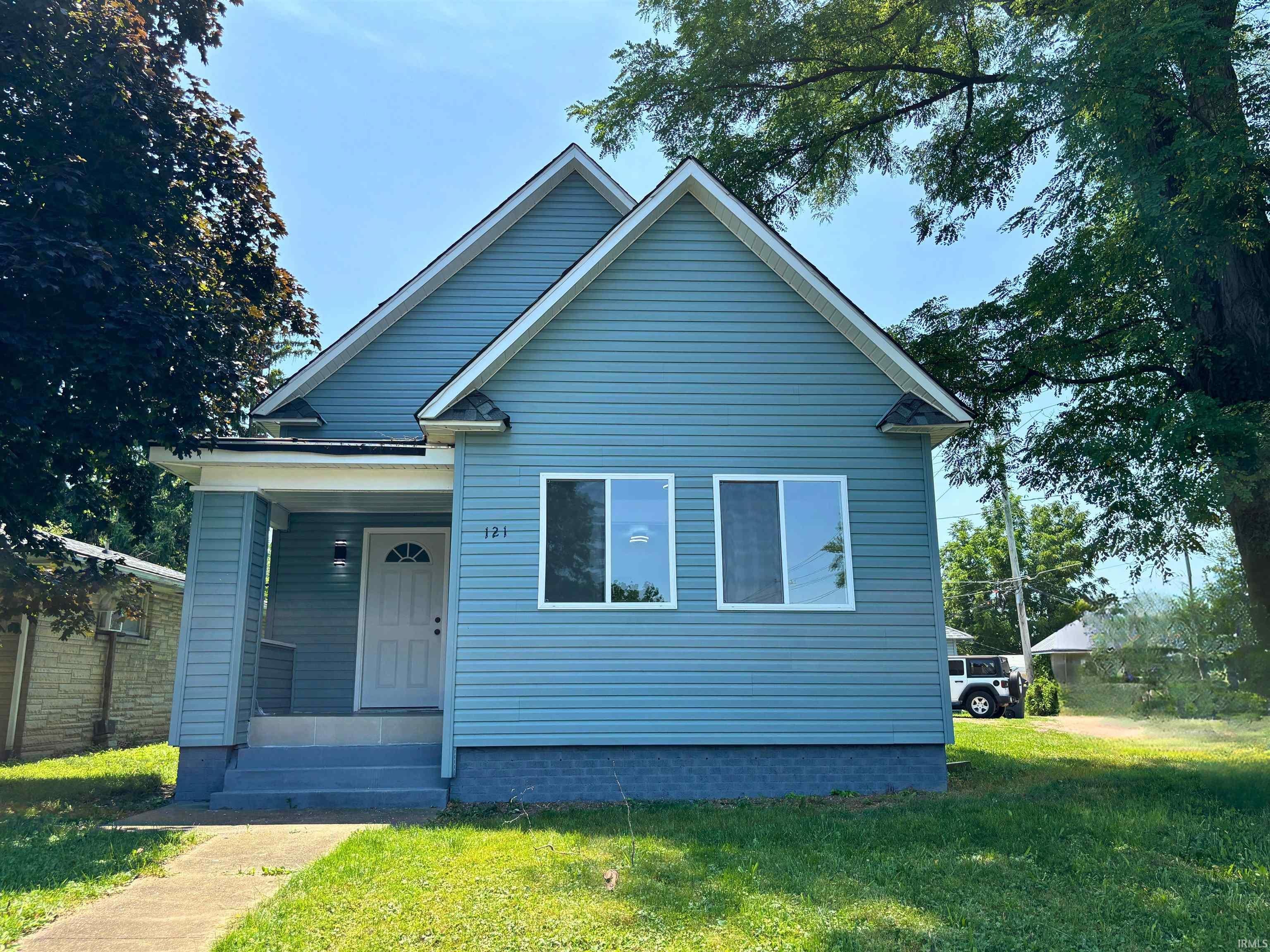 121 E Memorial Drive — photo