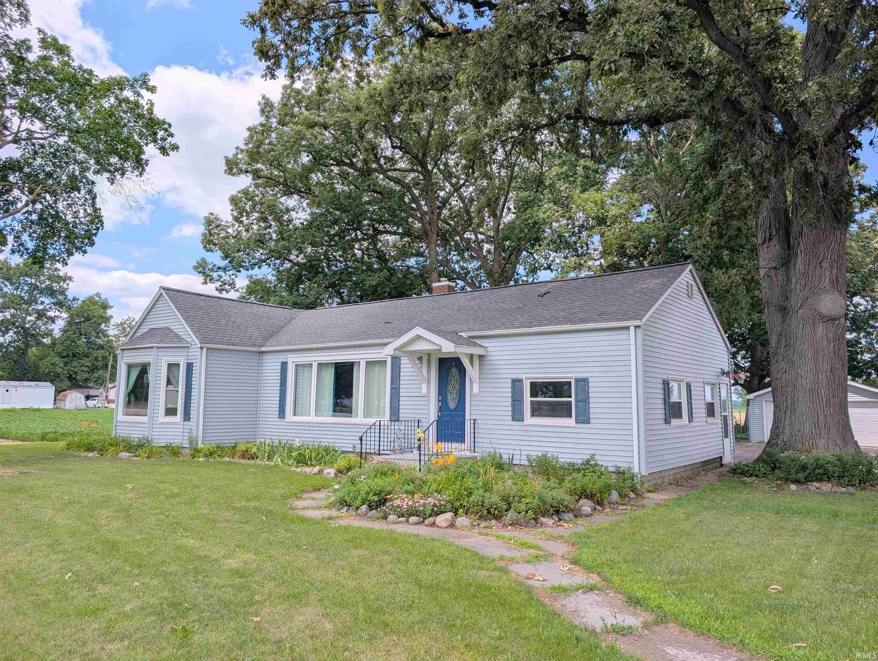 1105 W Lancaster Street — photo