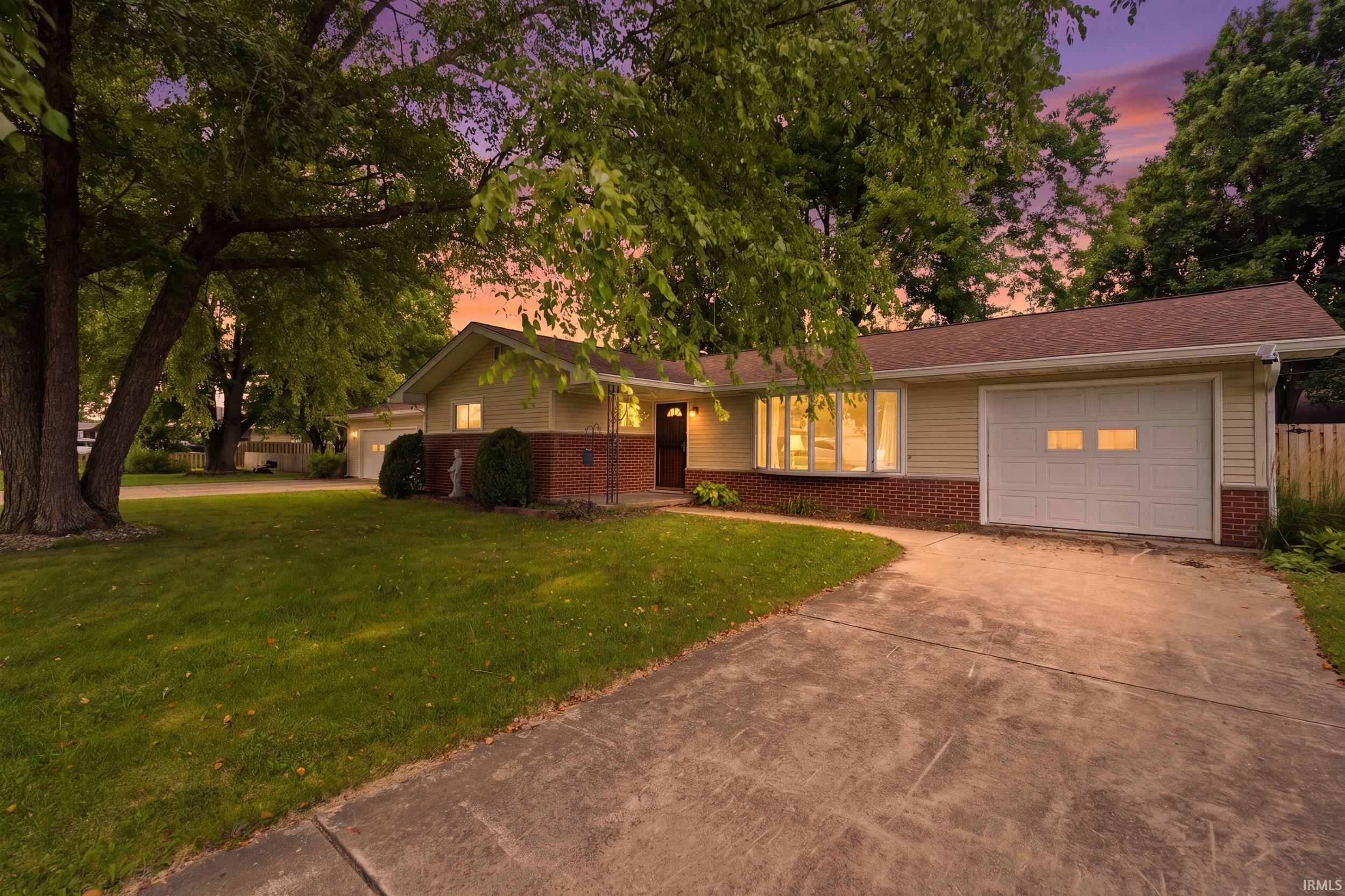 614 S Brown Street — photo