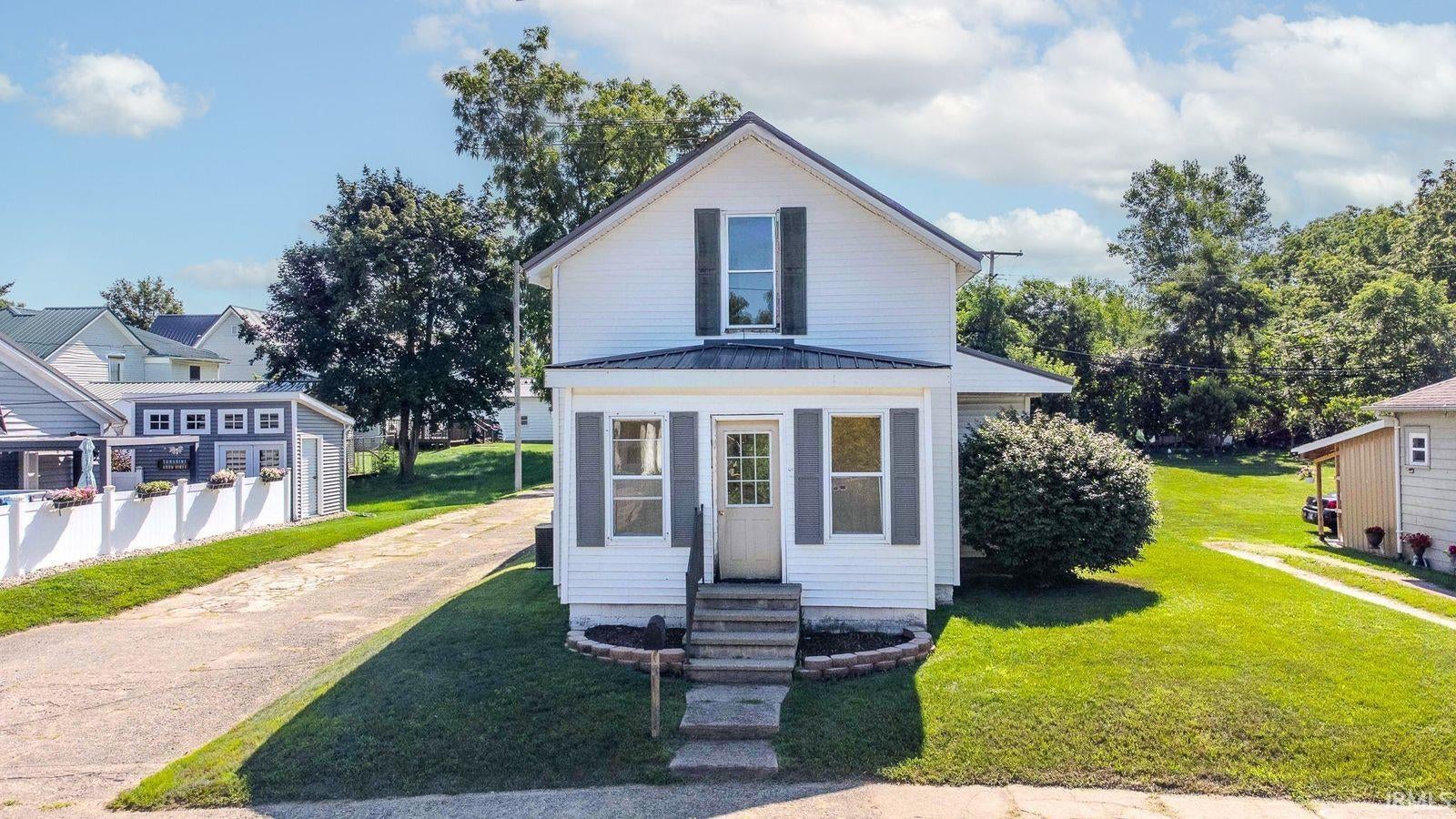 211 S Sherman Street — photo
