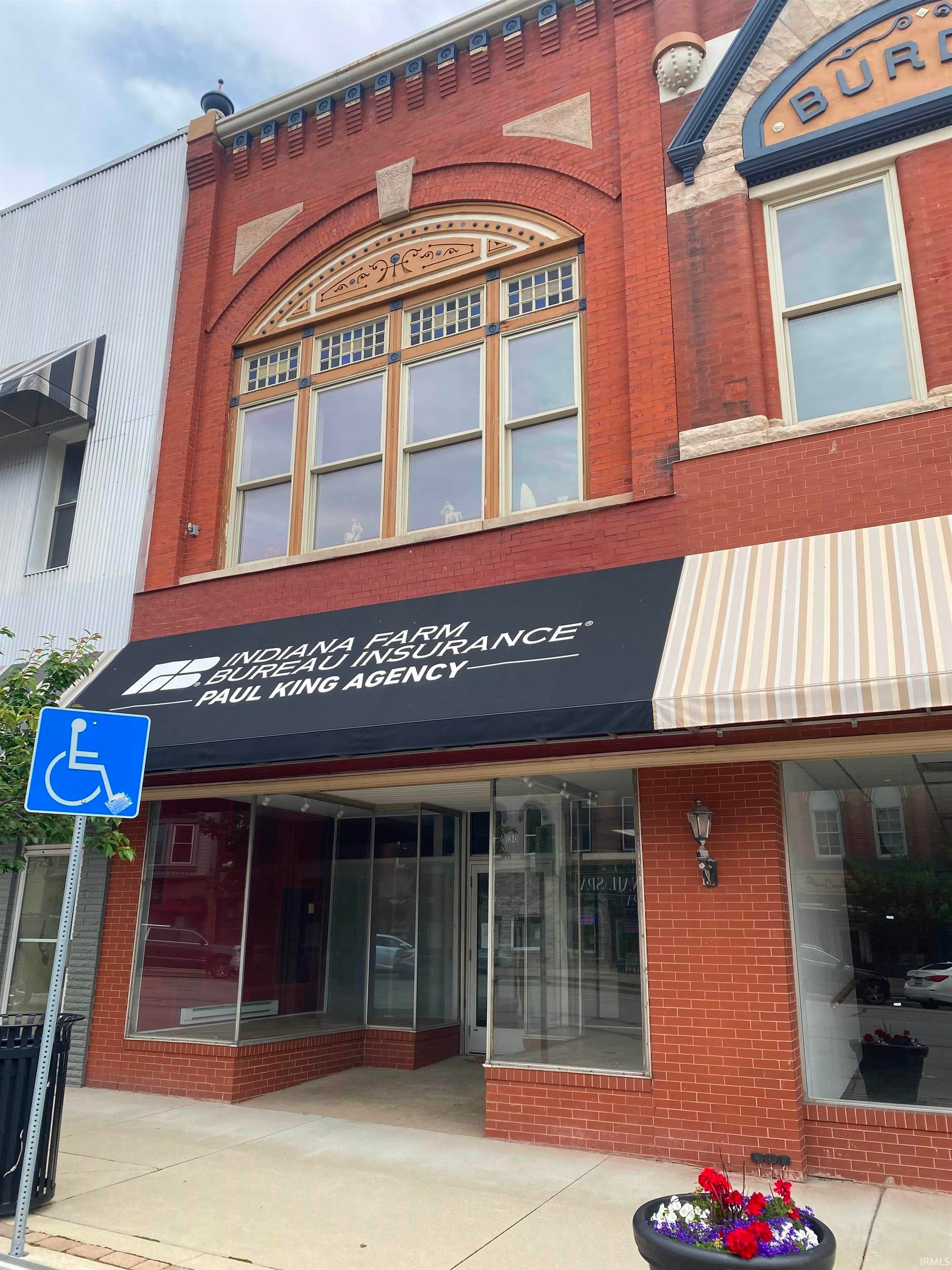 130 E Main Street — photo