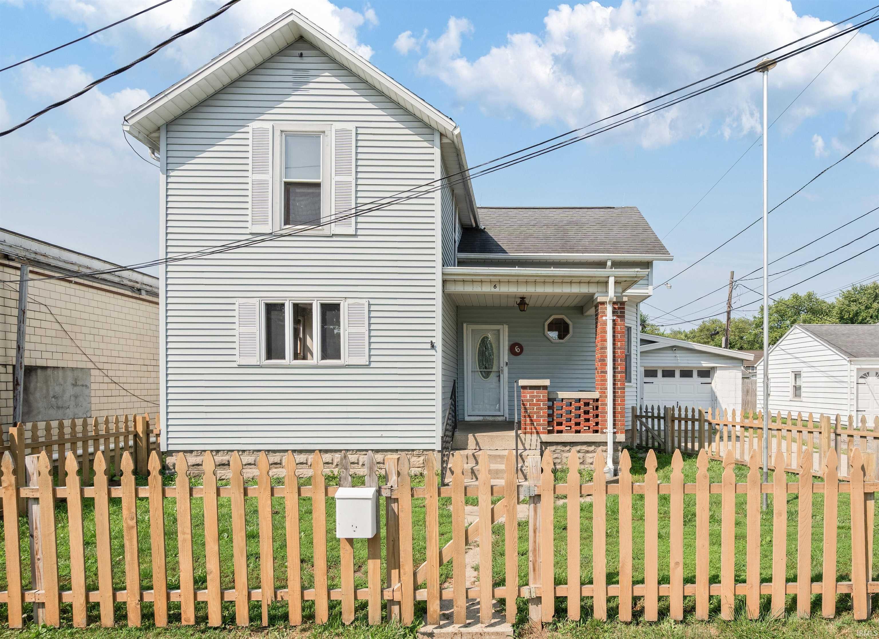 6 N Benton Street — photo