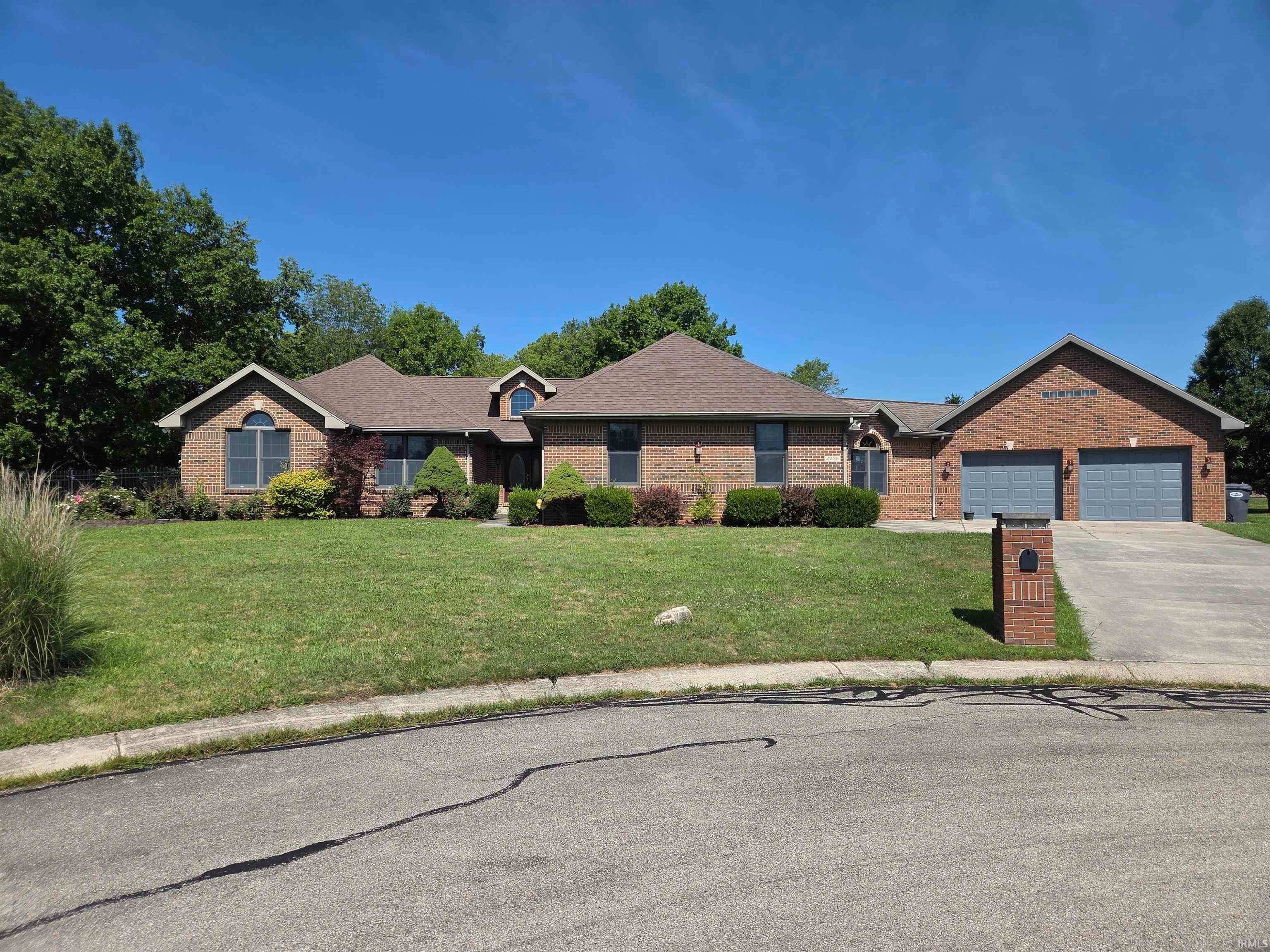 2405 N Wicklow Drive — photo