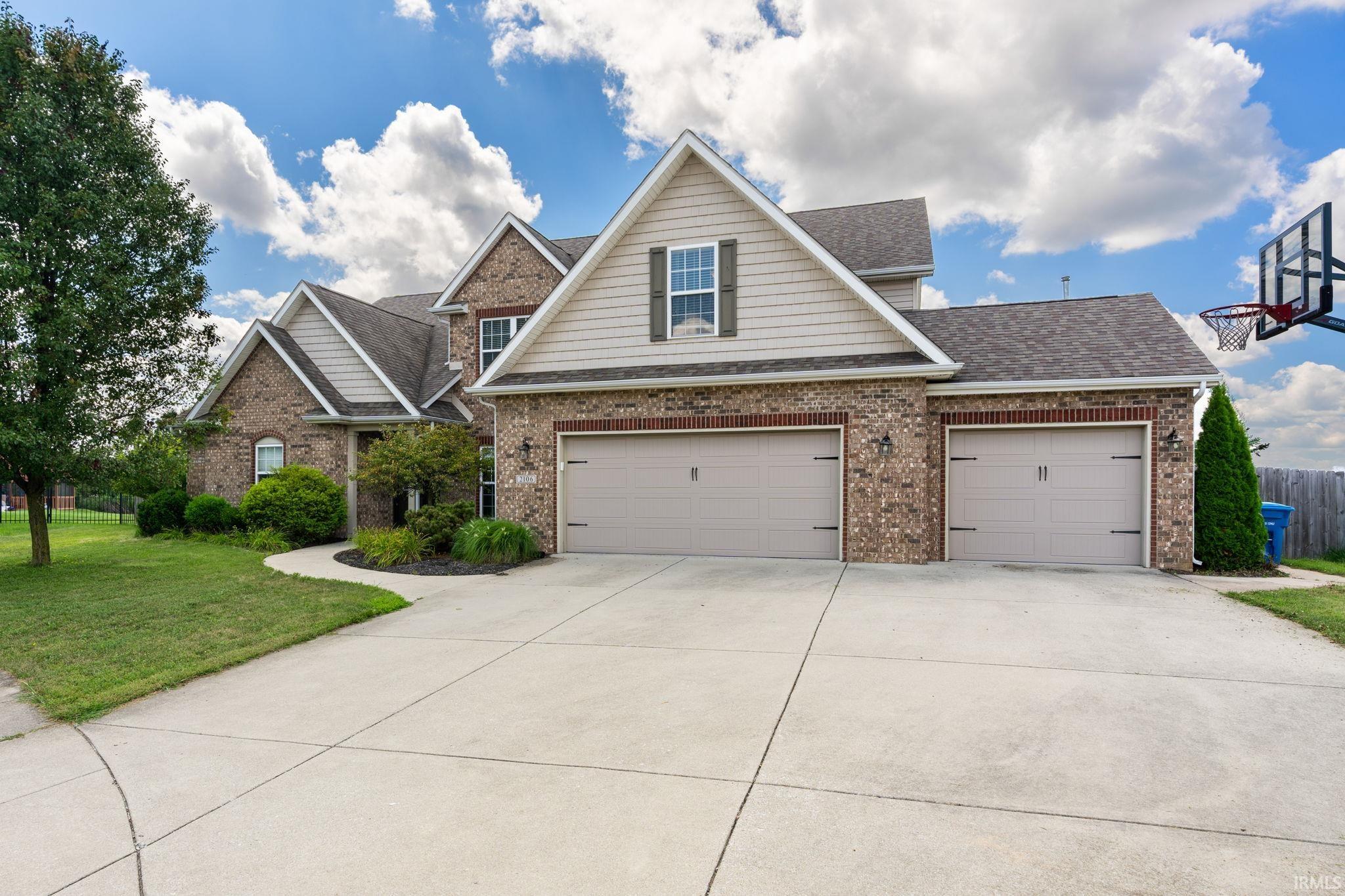 2106 Ironbridge Court — photo