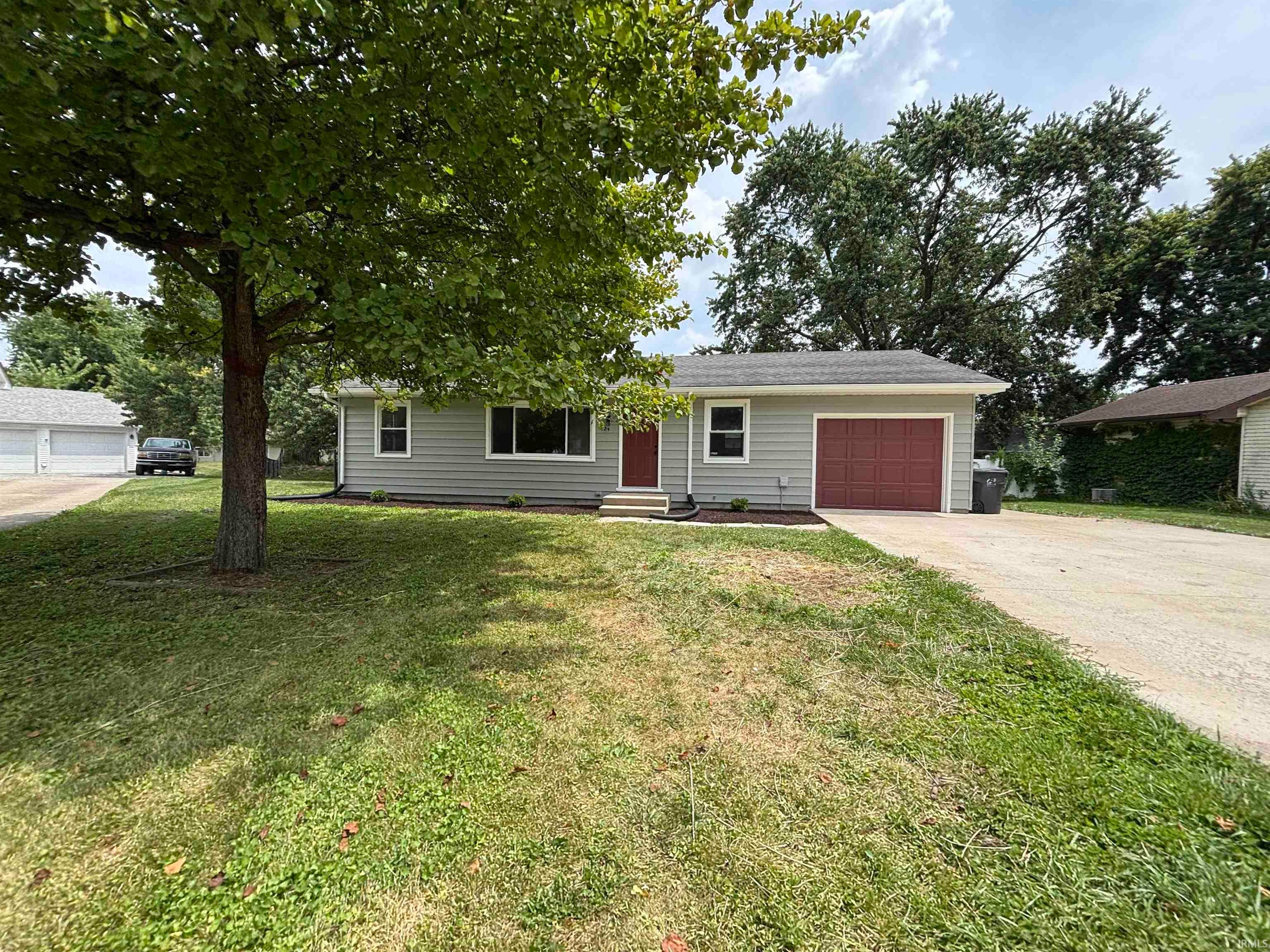 124 Rolling Hills Avenue — photo