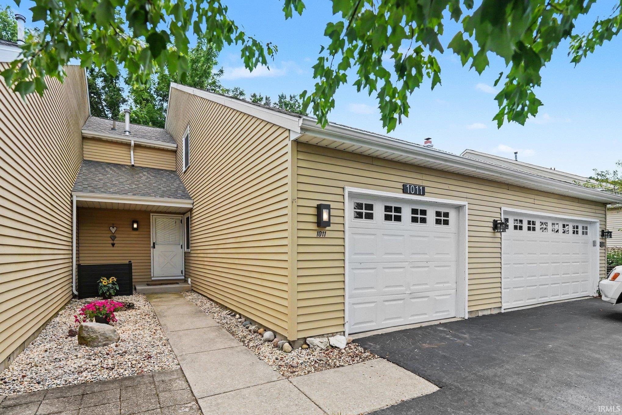 1011 Wheatstone Drive — photo