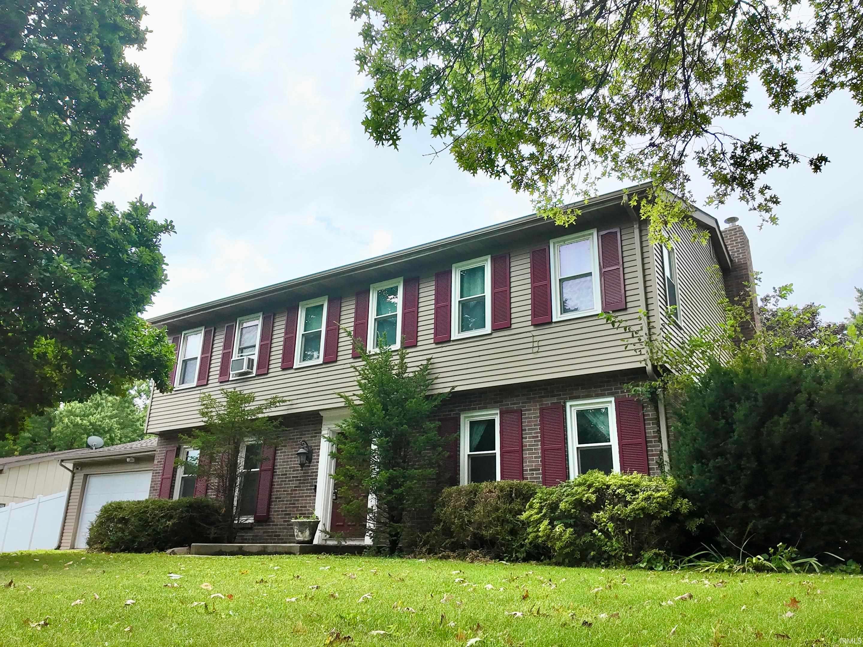 1209 Devon Court — photo