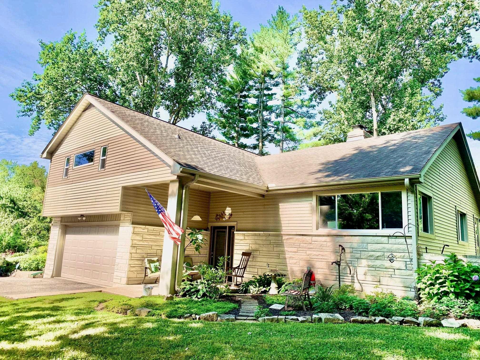 150 W Wayside Drive — photo