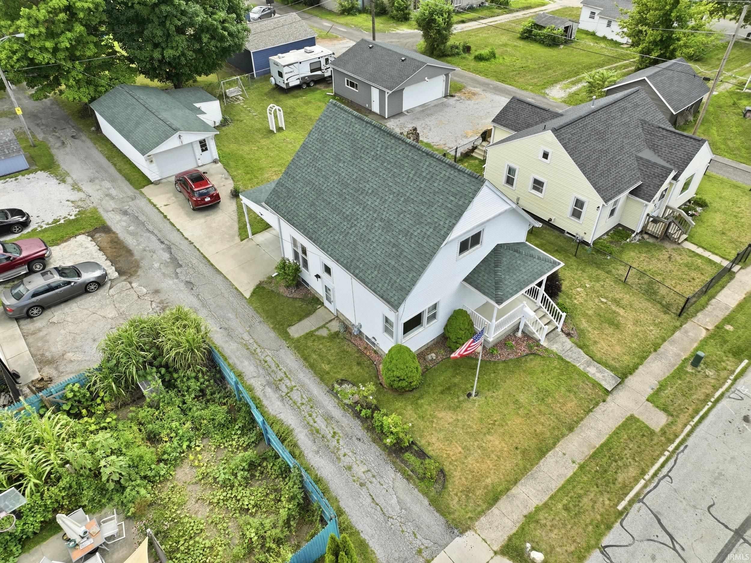 618 Russell Street — photo