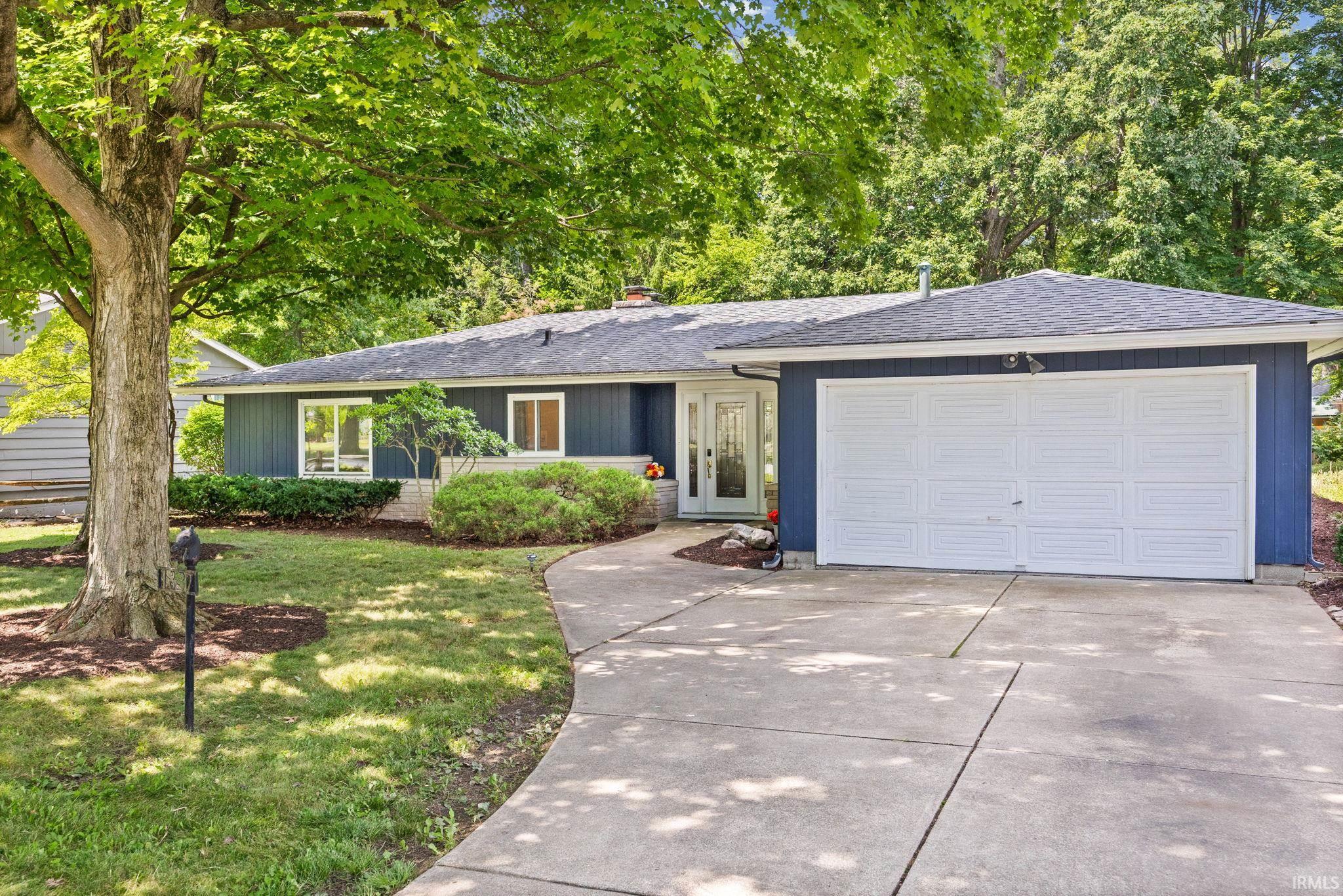 1837 Summit Drive — photo