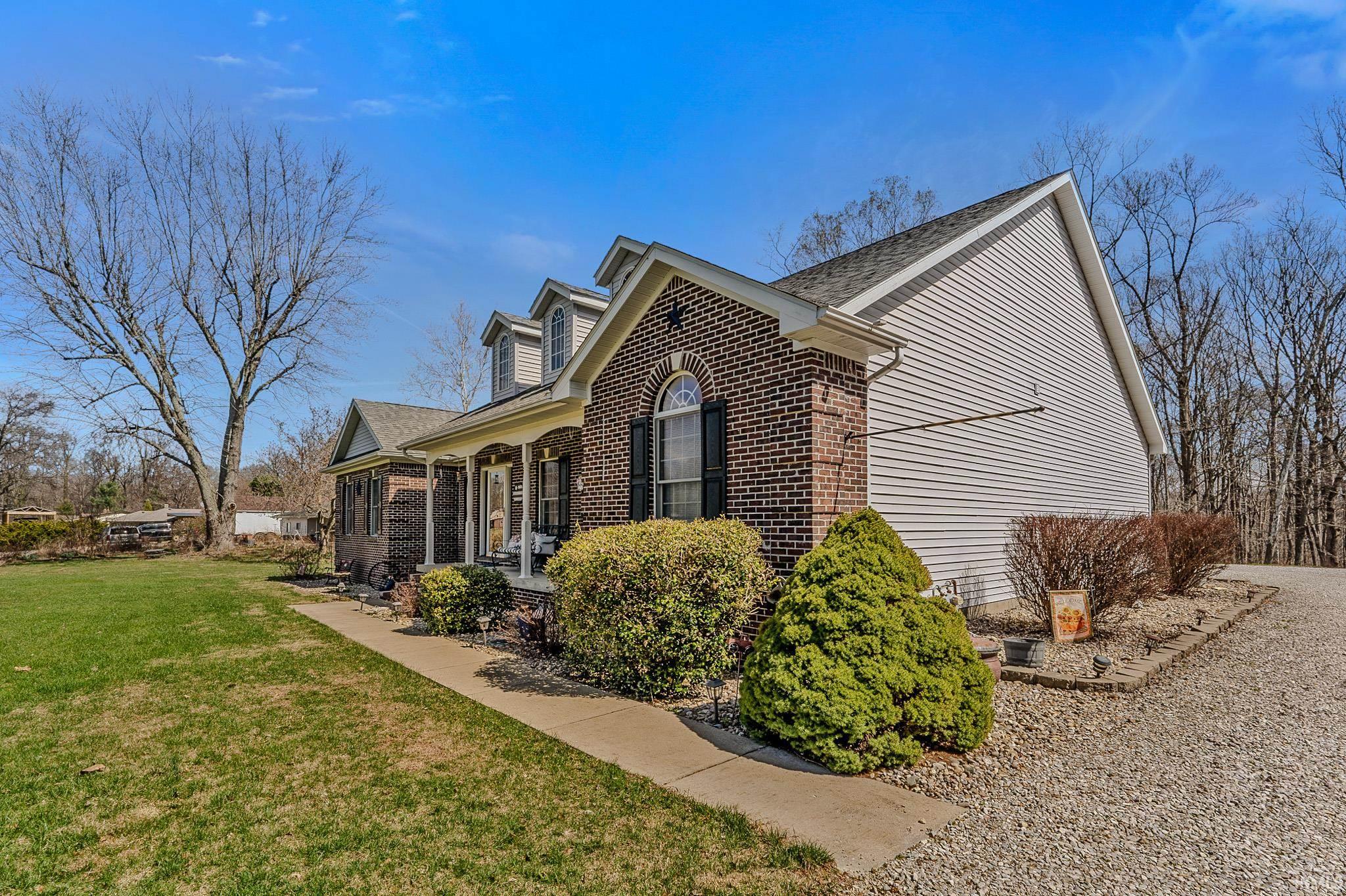 6440 E State Road 45 — photo