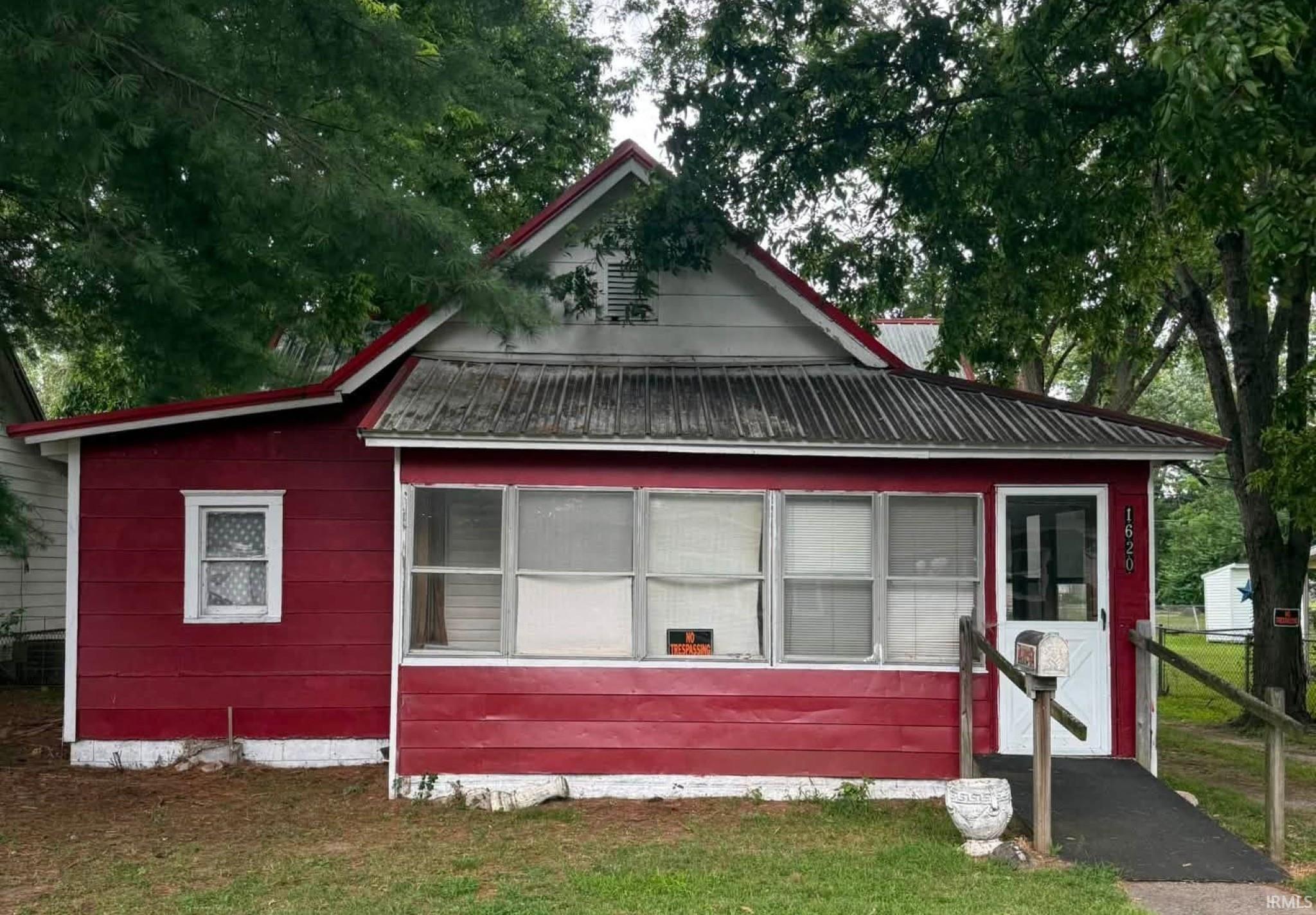 1620 Mentor Street — photo