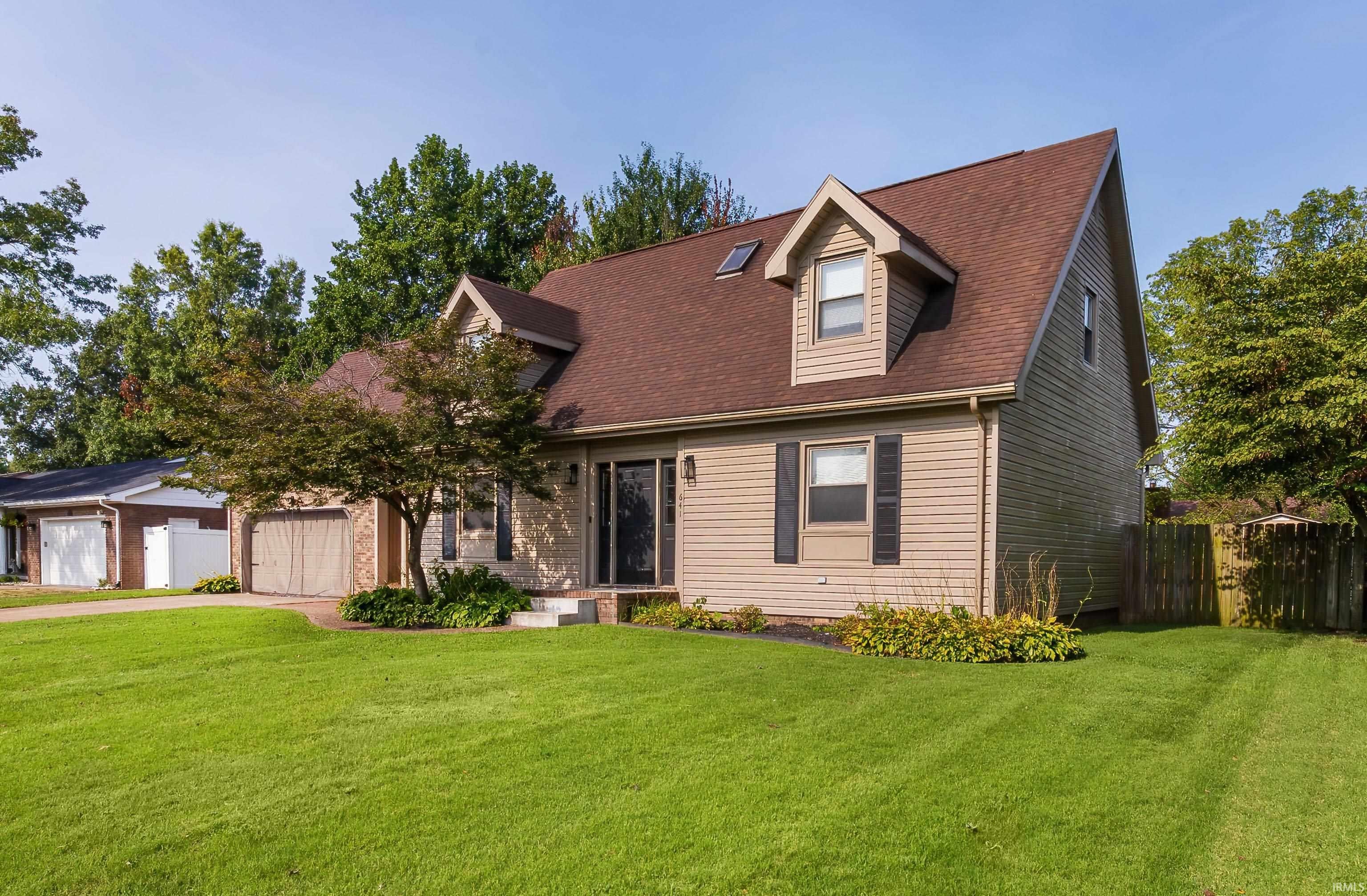 641 Woodbriar Court — photo
