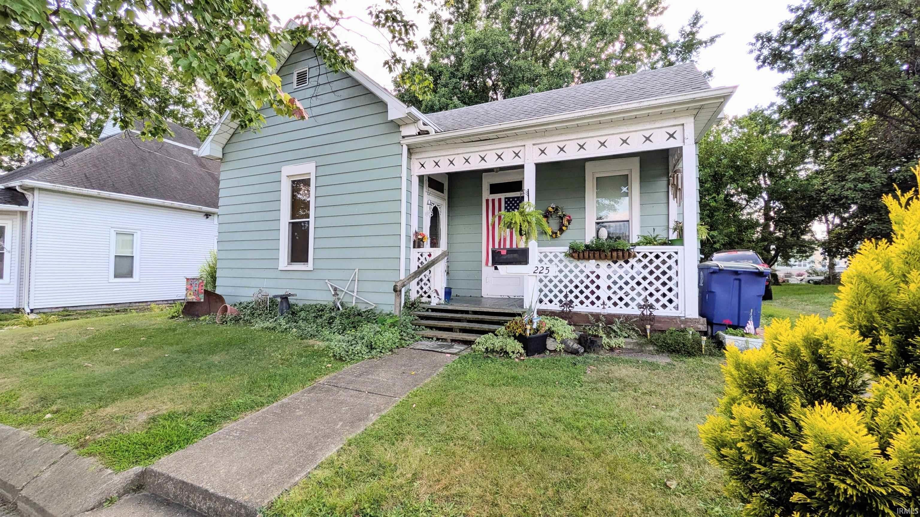 225 S Gibson Street — photo