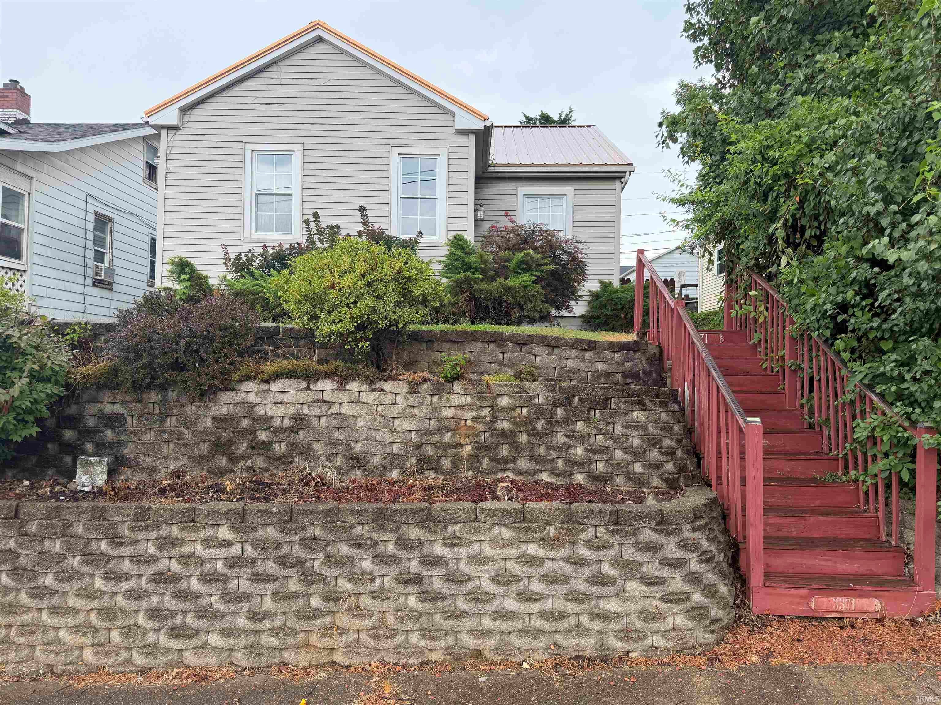 3371 W Franklin Street — photo