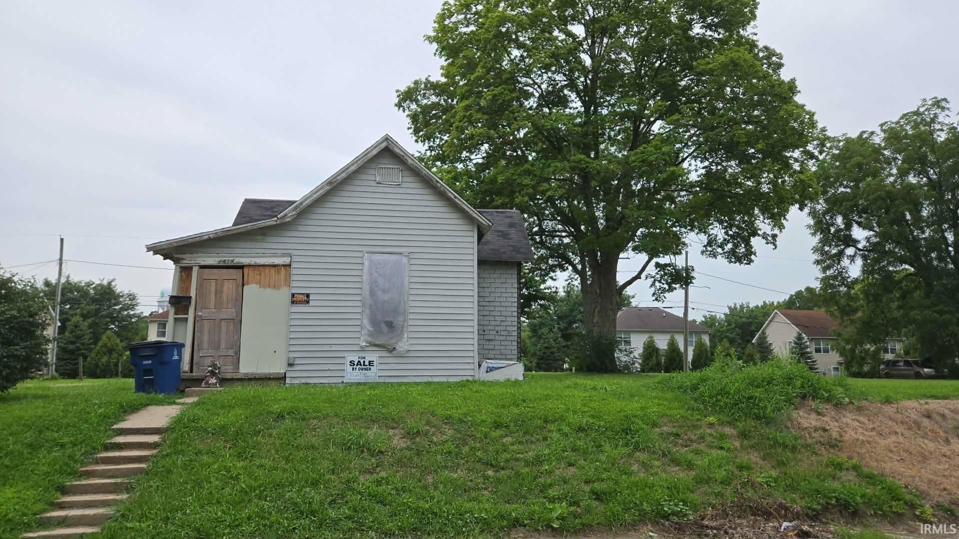 2418 S Waite Street — photo