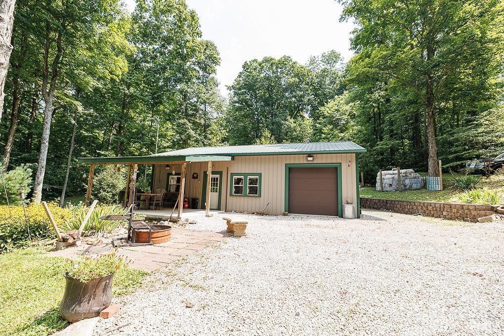 1405 Lakeside Drive — photo