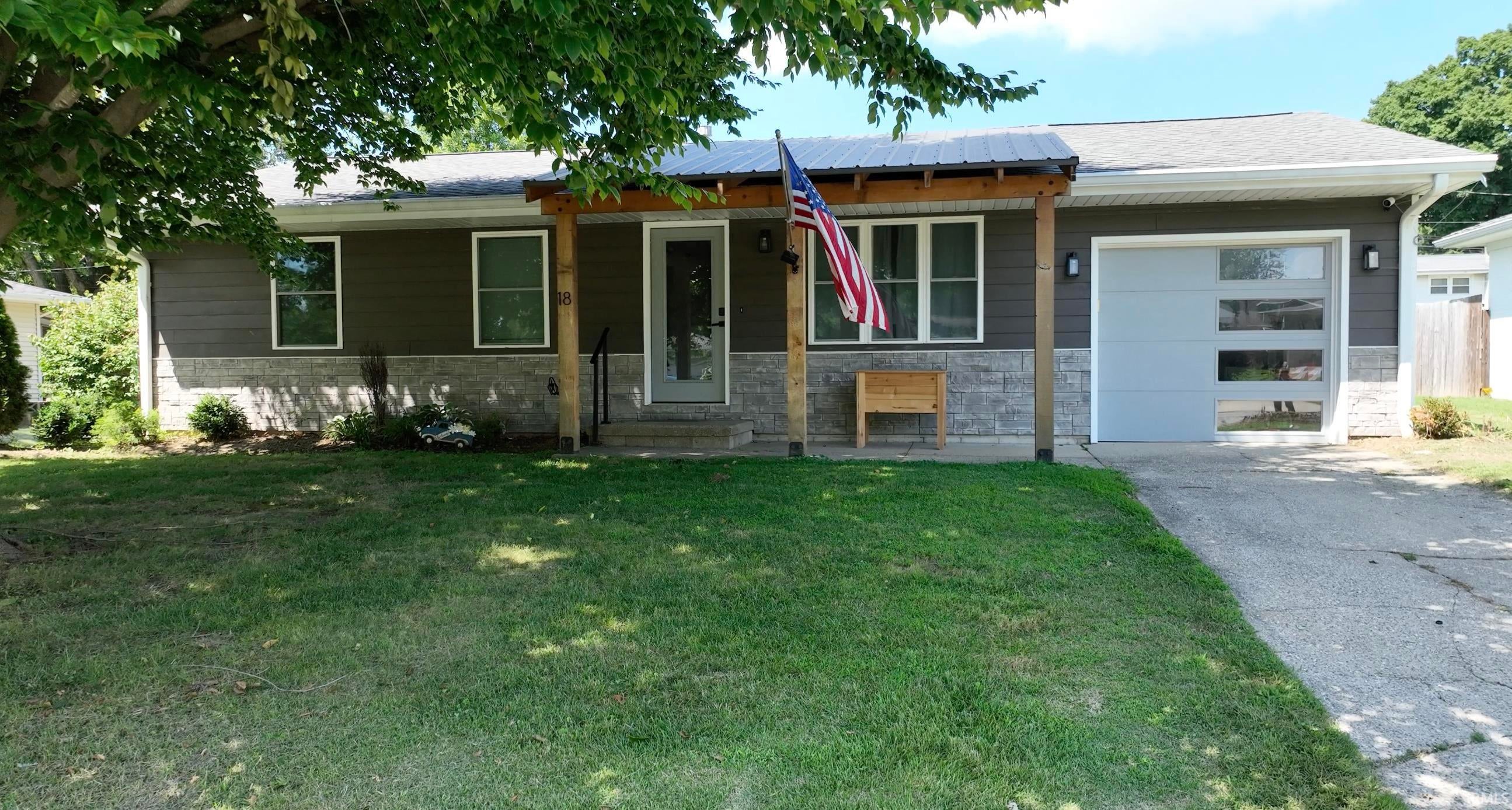 18 Lynwood Drive — photo