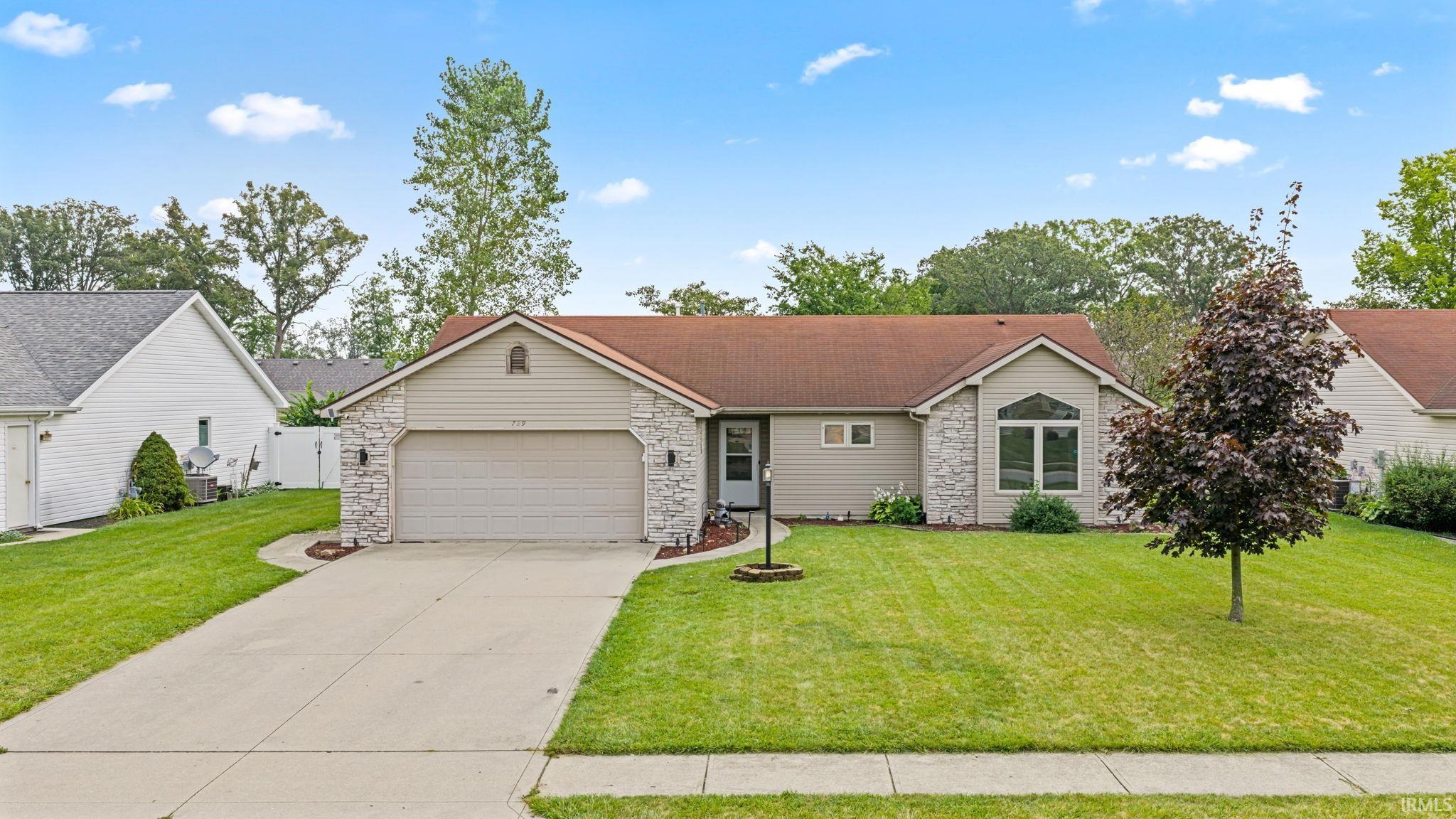 729 S Valley River Drive — photo