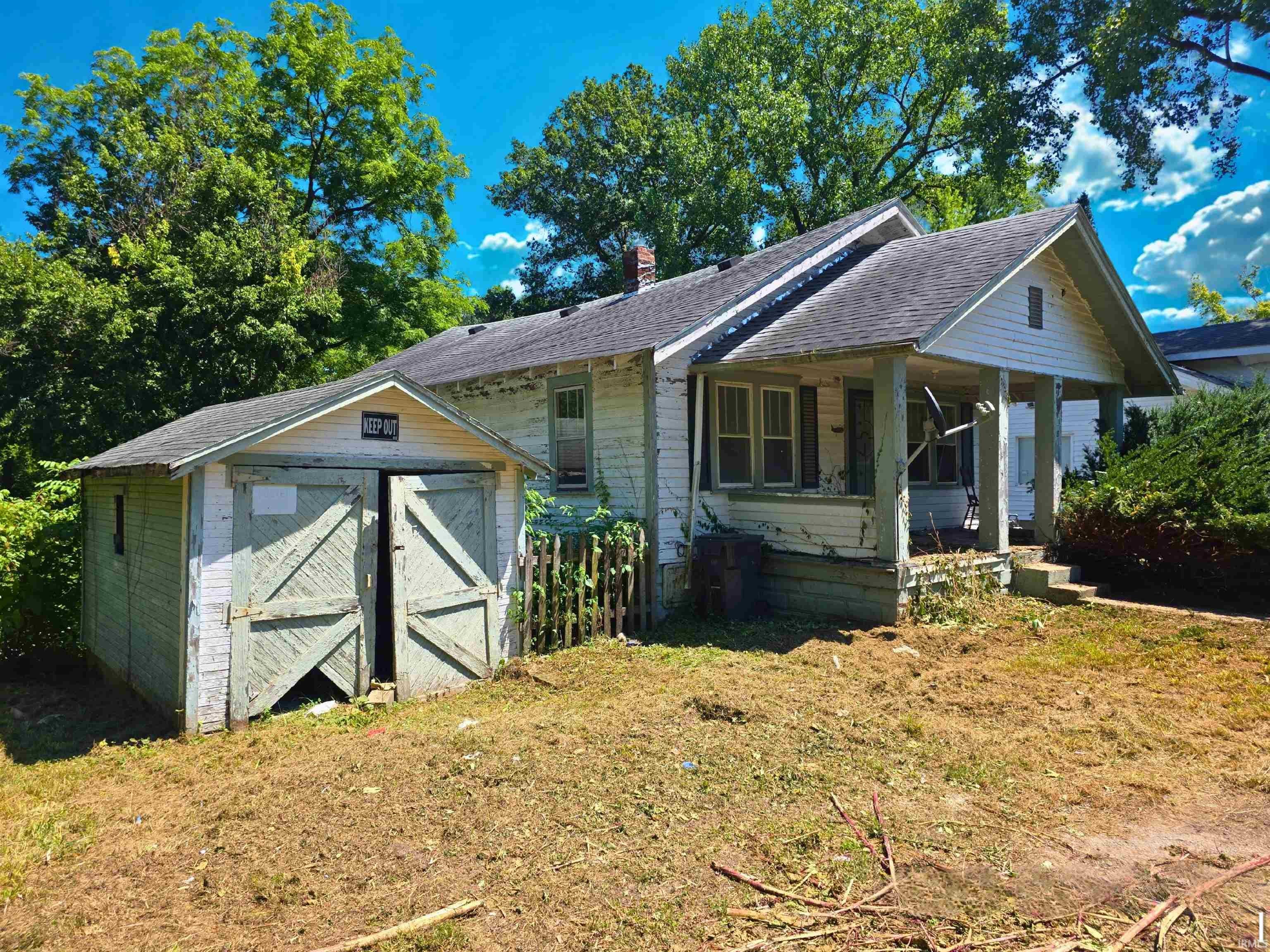 8 Dixie Drive — photo