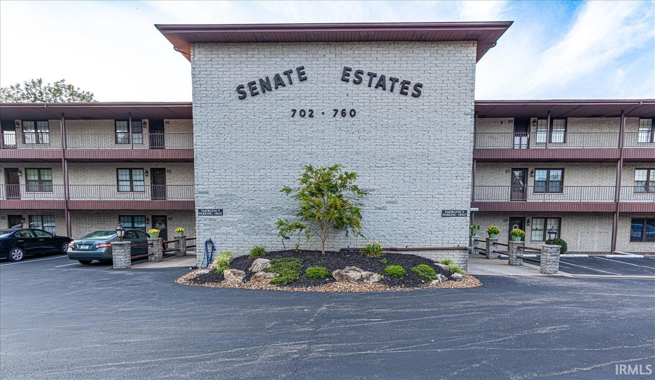 752 Senate Avenue — photo