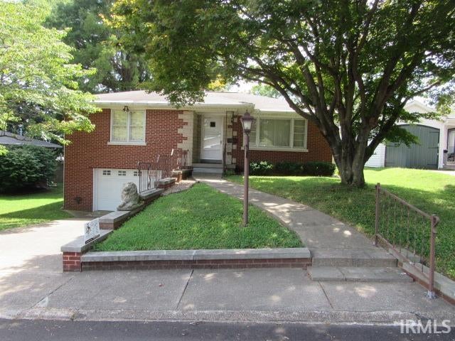 634 E Tenth Street — photo