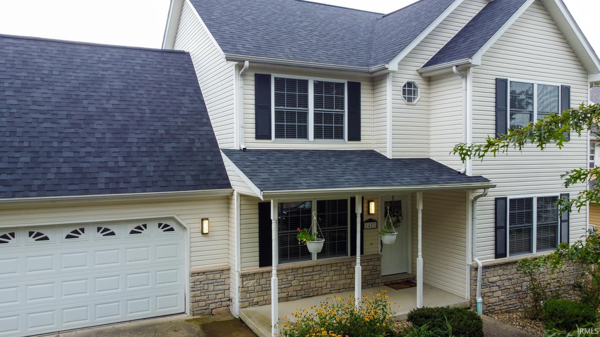 1427 W Adams Hill Circle — photo