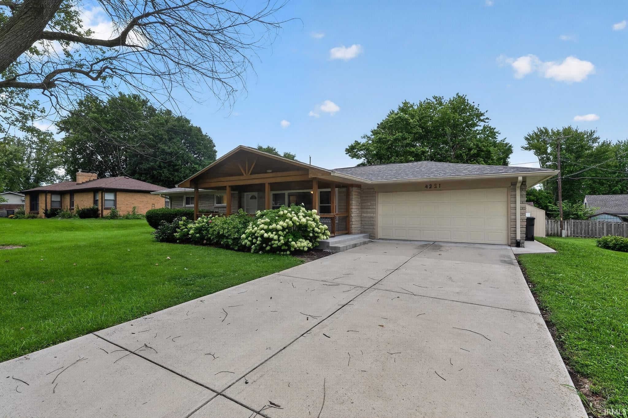 4221 Wanamaker Drive — photo