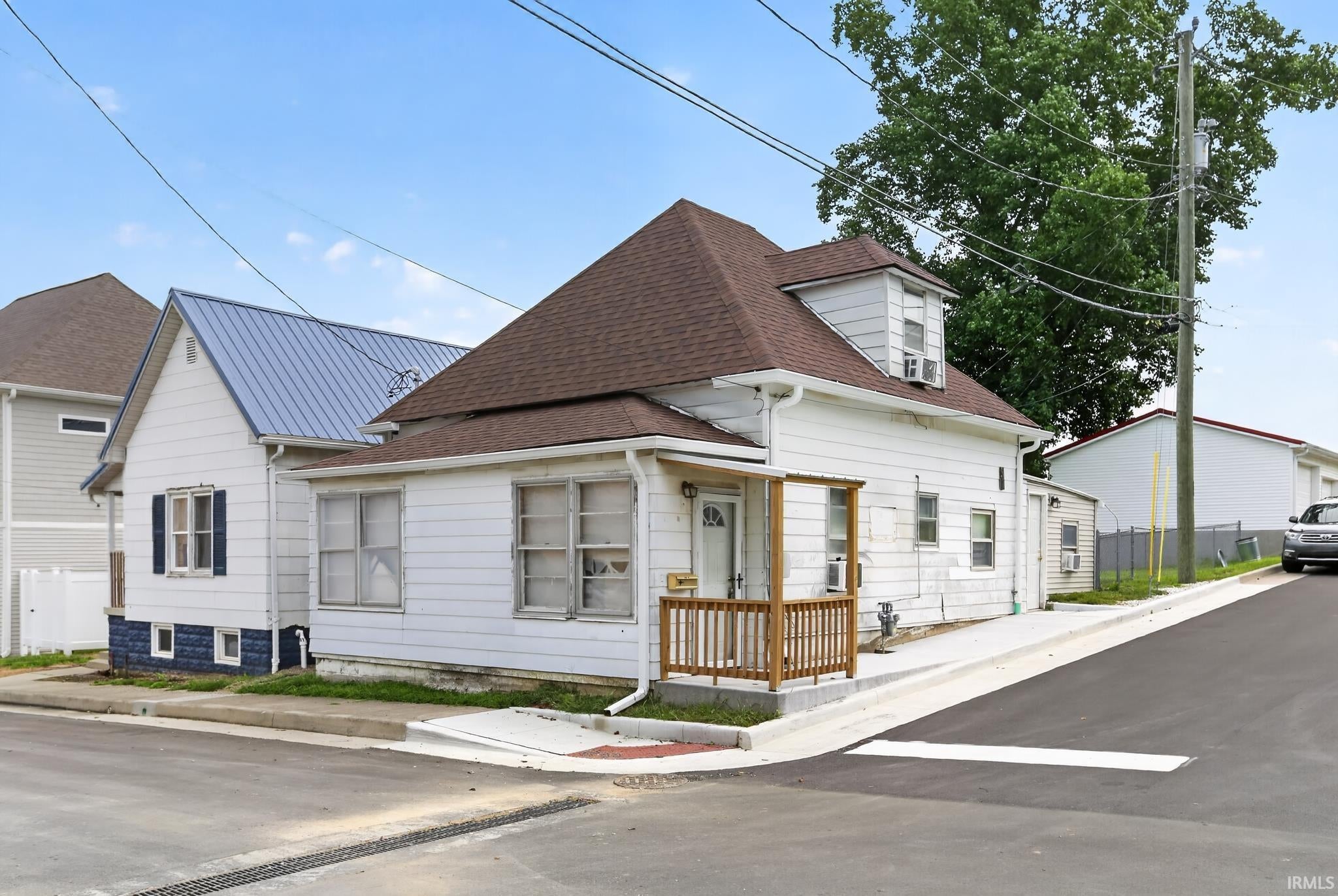 8572 W Popular Street — photo