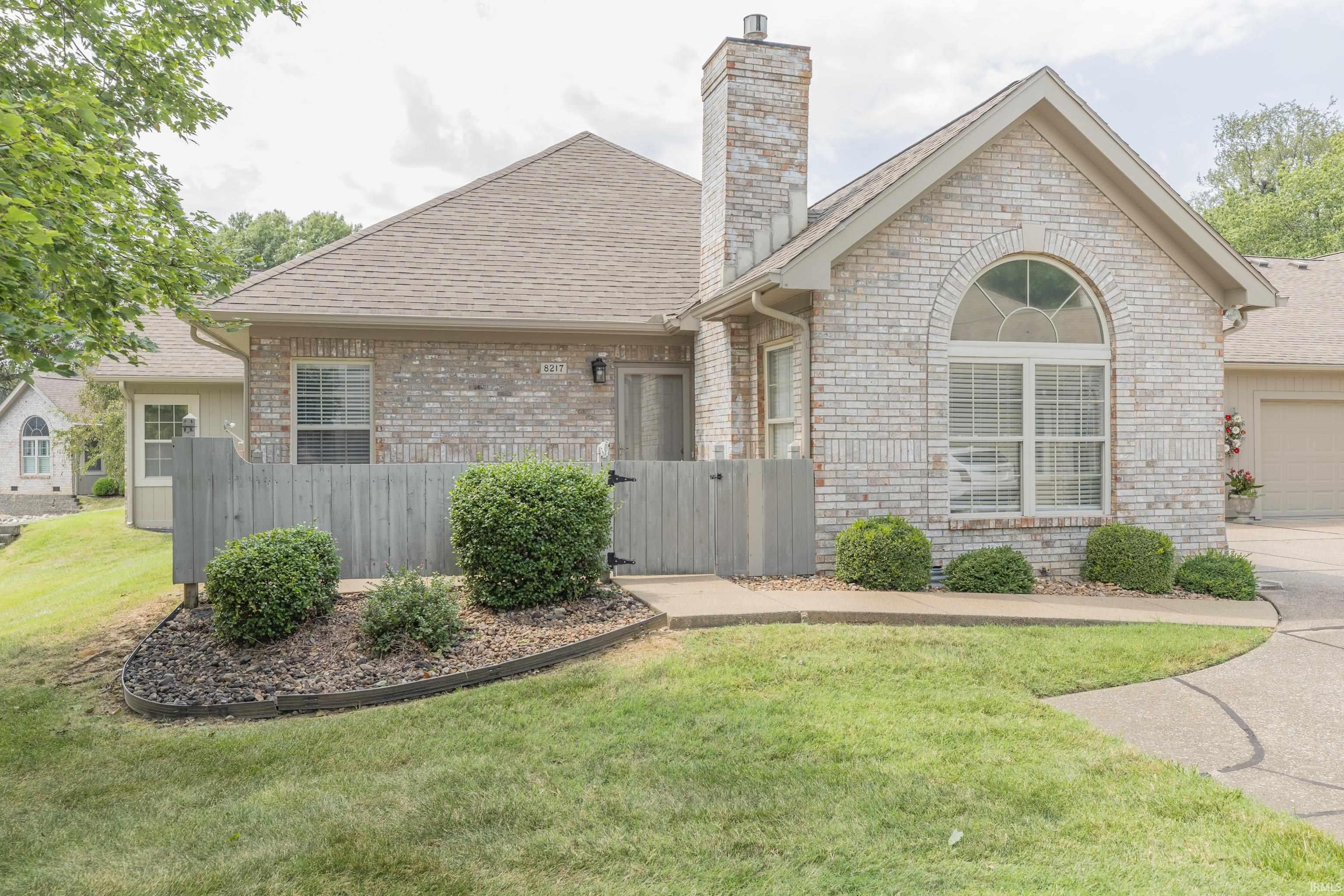 8217 River Park Way — photo
