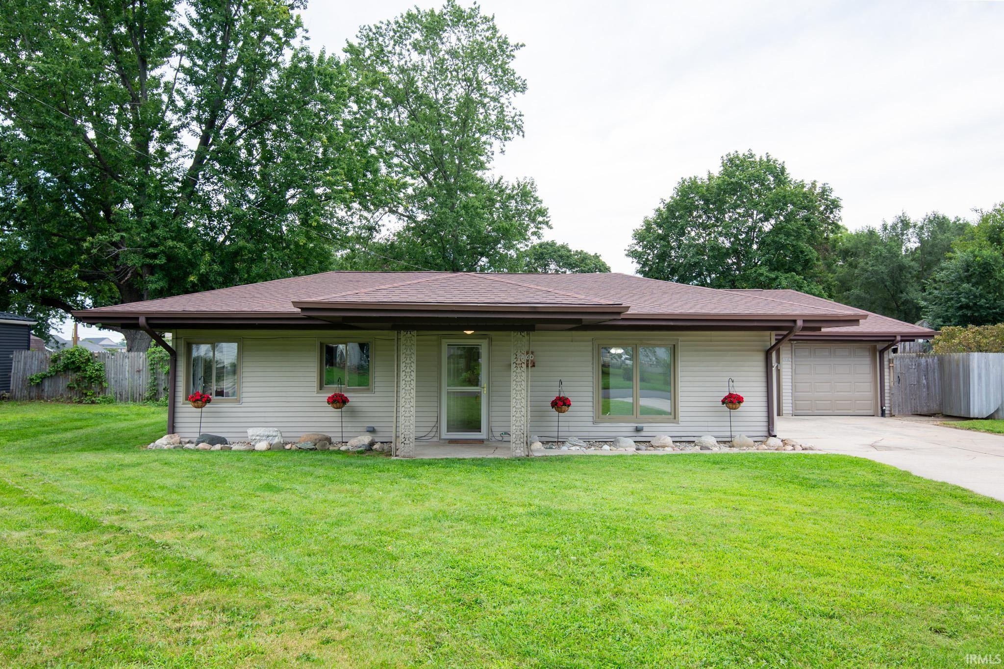 51460 Lake Drive — photo