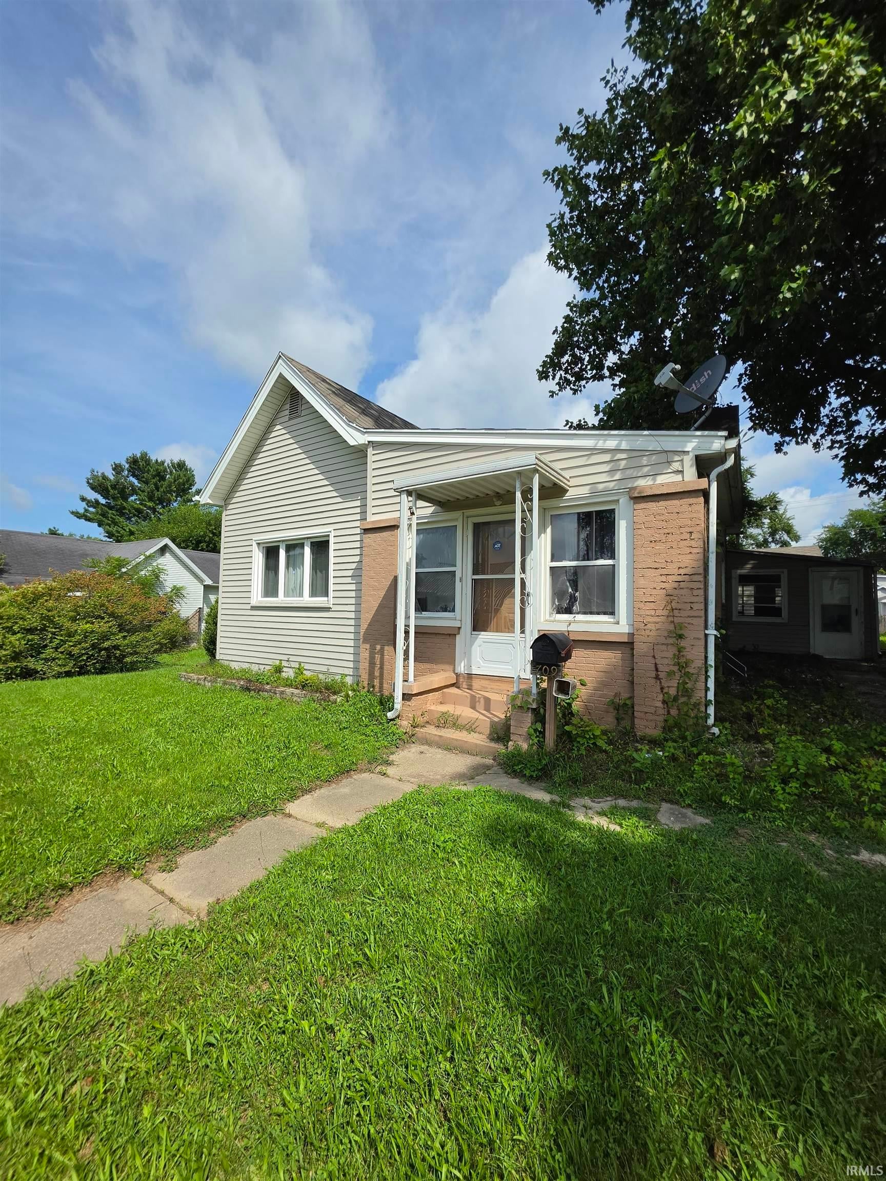 709 E Sherman Street — photo
