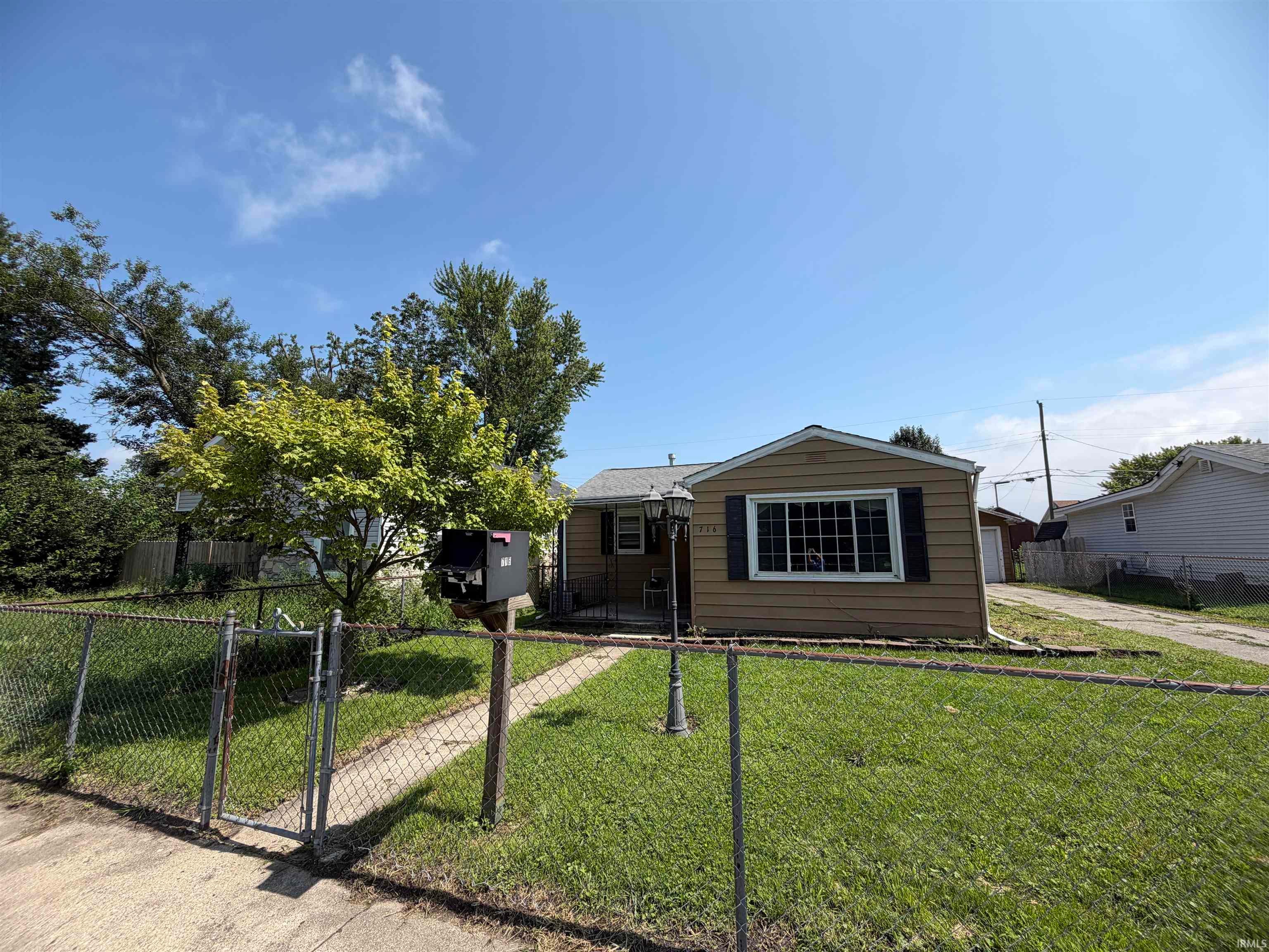 716 S Calumet Street — photo